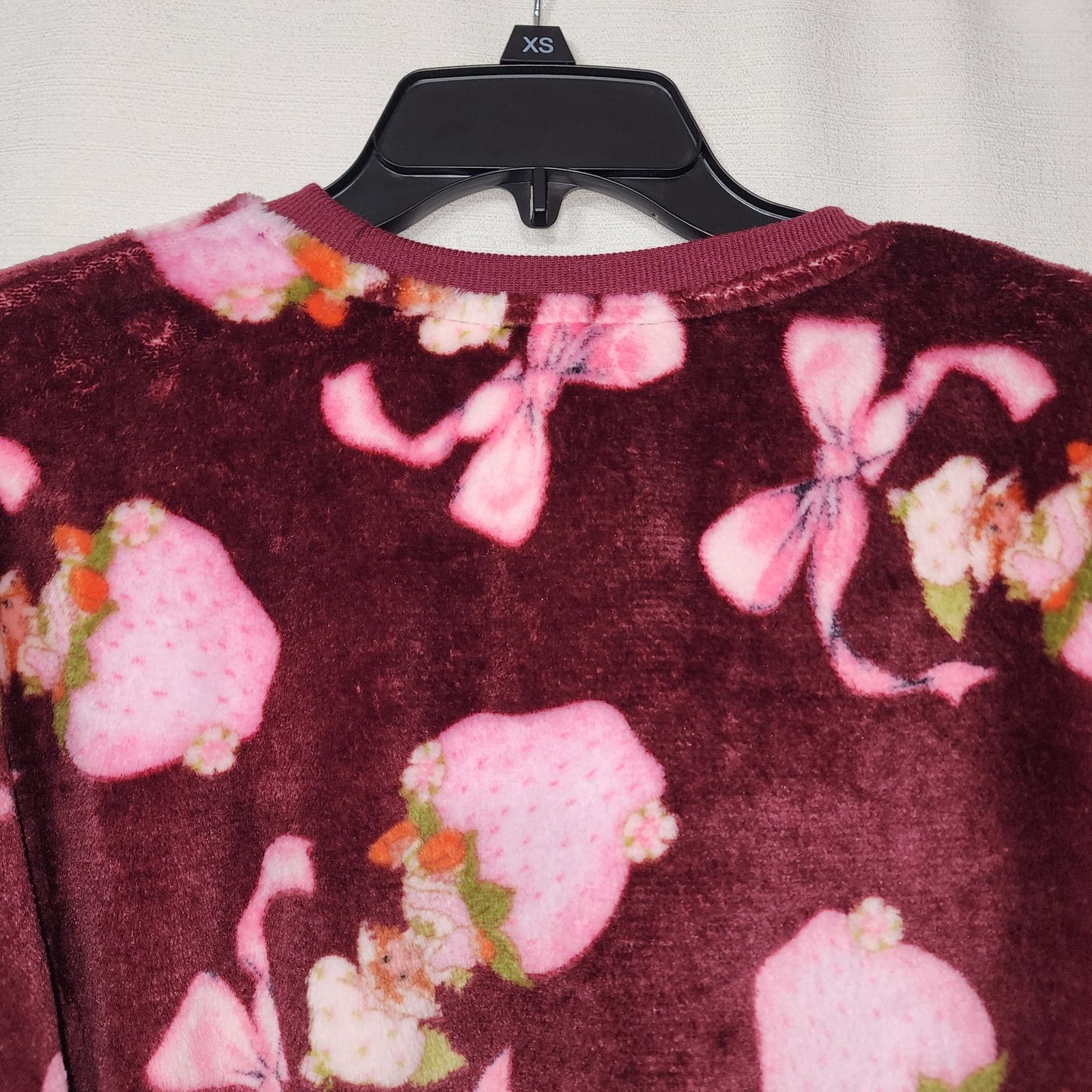 Strawberry Strawberry shortcake fleece sweatshirt women's size small Size S / US 4 / IT 40 - 4 Thumbnail