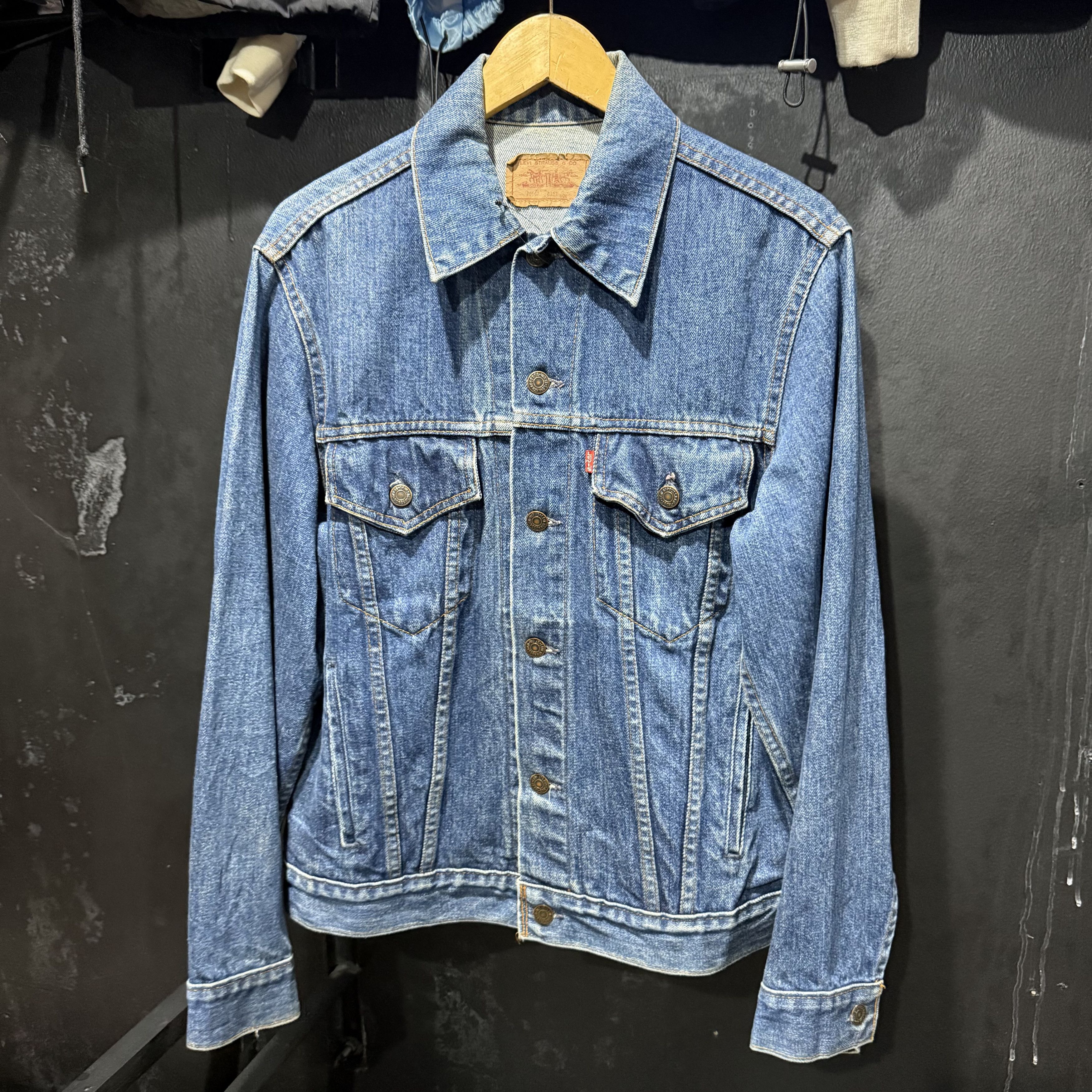 Levi's Levi's Trucker Denim Jacket Size 38 Size US S / EU 44-46 / 1 - 1 Thumbnail