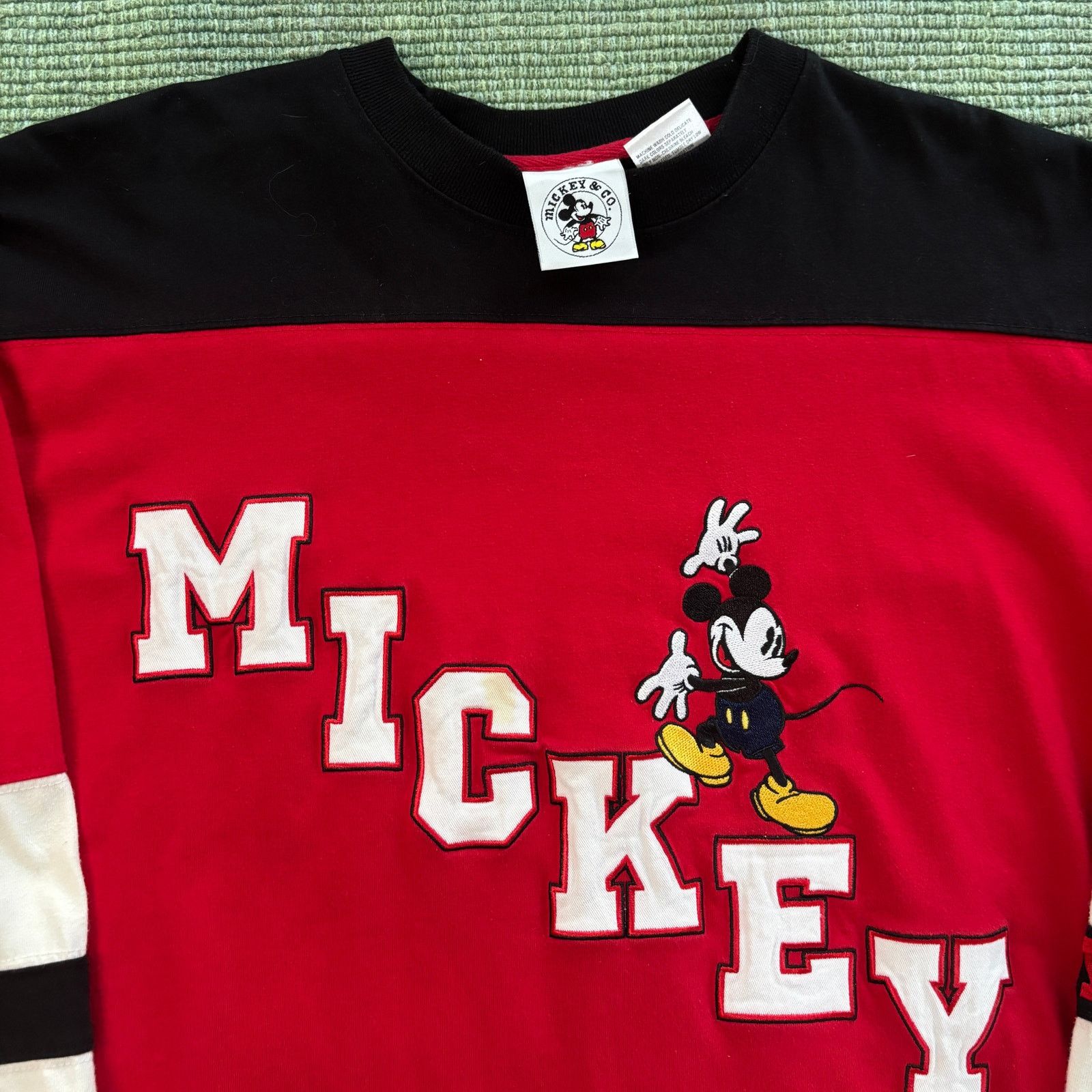 Disney × Vintage Vintage Mickey & Co Oversize Mickey Mouse Hockey Jersey Size US M / EU 48-50 / 2 - 2 Thumbnail