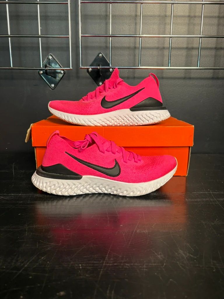 Nike Nike Epic "React" Flyknit 2 Running Shoe (Pink) (WMNS) **PRE-OWNED** - Size 9 Size US 9 / IT 39 - 1 Thumbnail