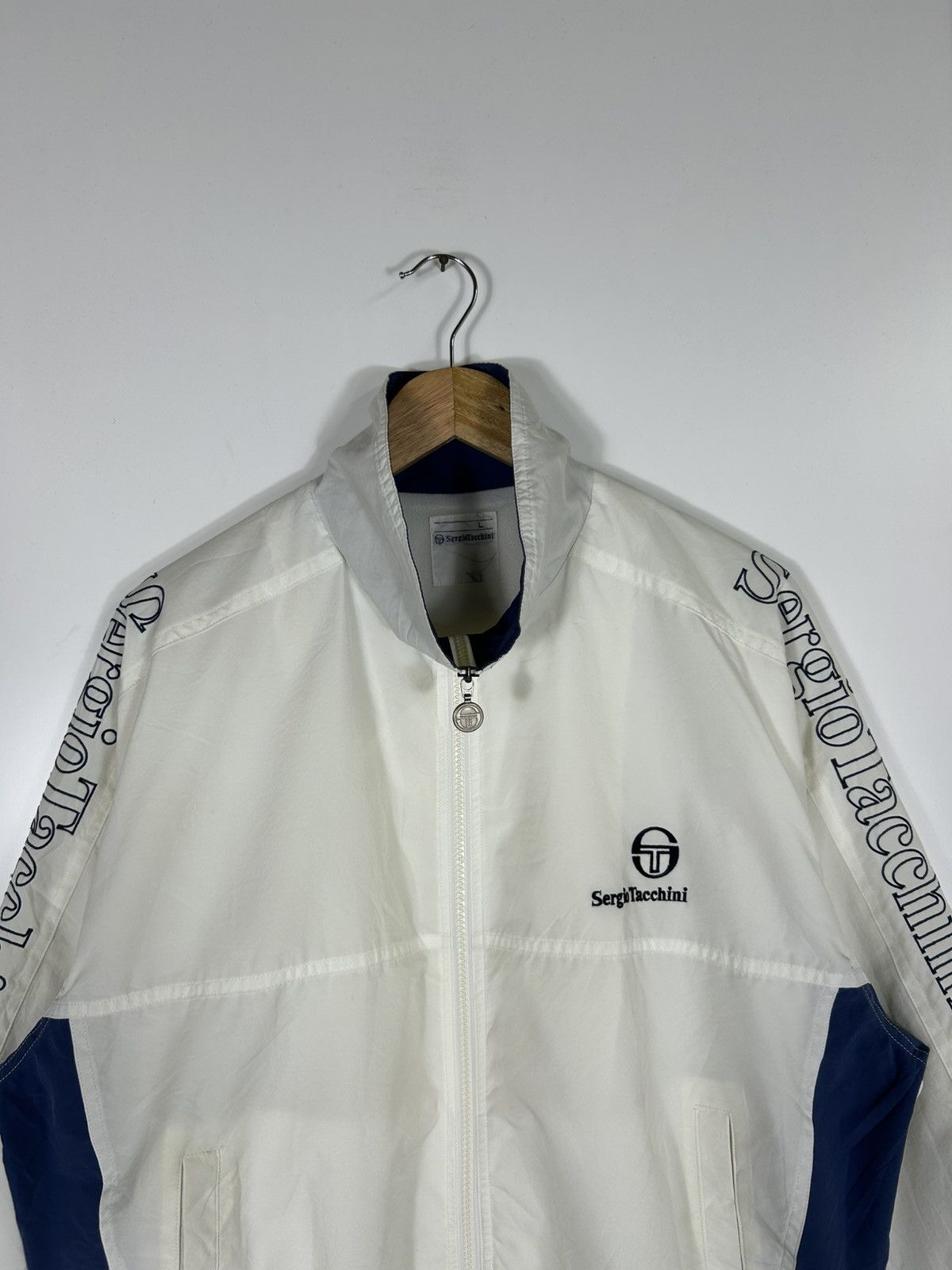 Sergio Tacchini Vintage Sergio Tacchini Track Jacket – Logo Tape Windbreaker Size US L / EU 52-54 / 3 - 4 Thumbnail
