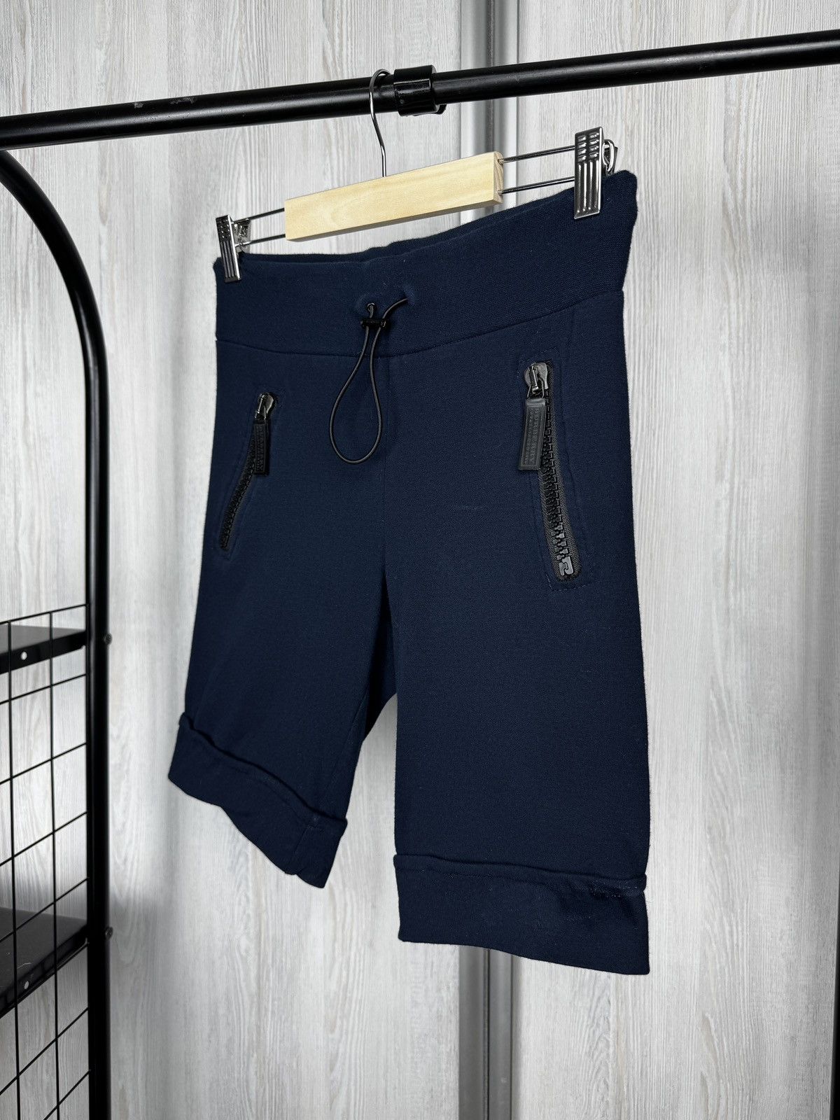 Burberry Burberry Established 1856 navy blue tightened shorts size S Size 28" / US 6 / IT 42 - 7 Thumbnail