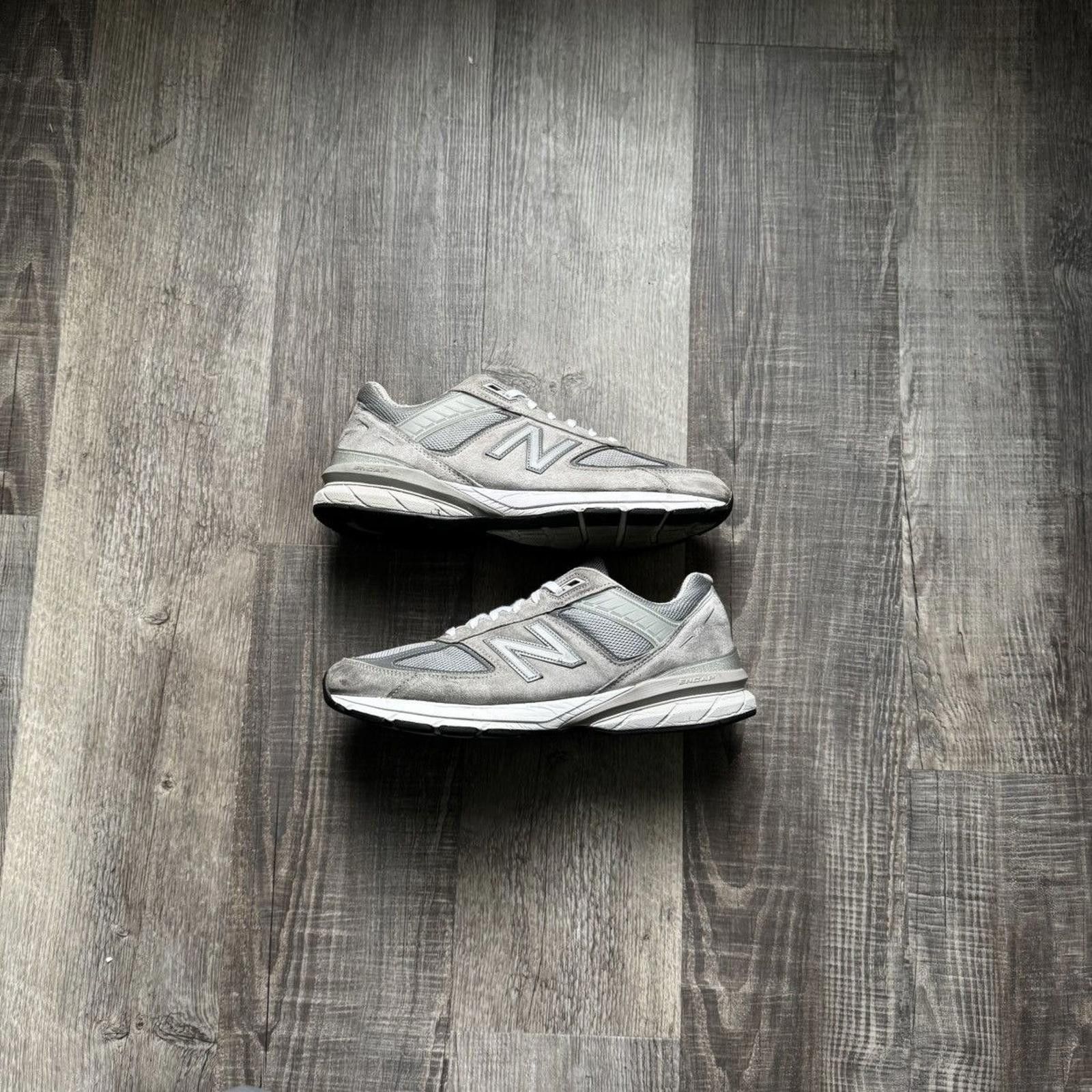 New Balance NEW BALANCE • 990v5 "MiUSA Grey" (13M) Size US 13 / EU 46 - 1 Thumbnail