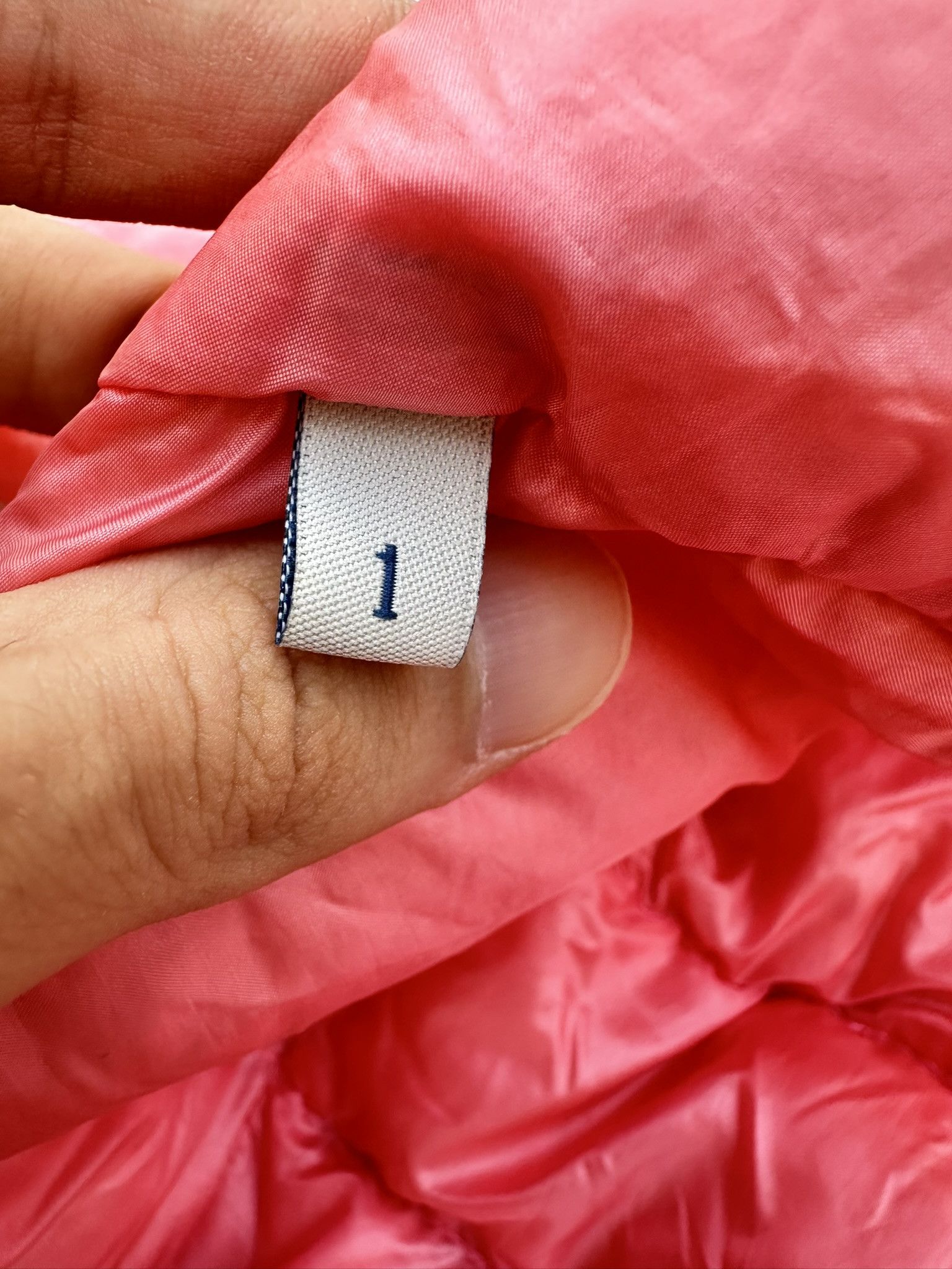 Moncler Moncler Vest Jacket Coral Pink Patch Logo Buttoned Size S / US 4 / IT 40 - 17 Thumbnail