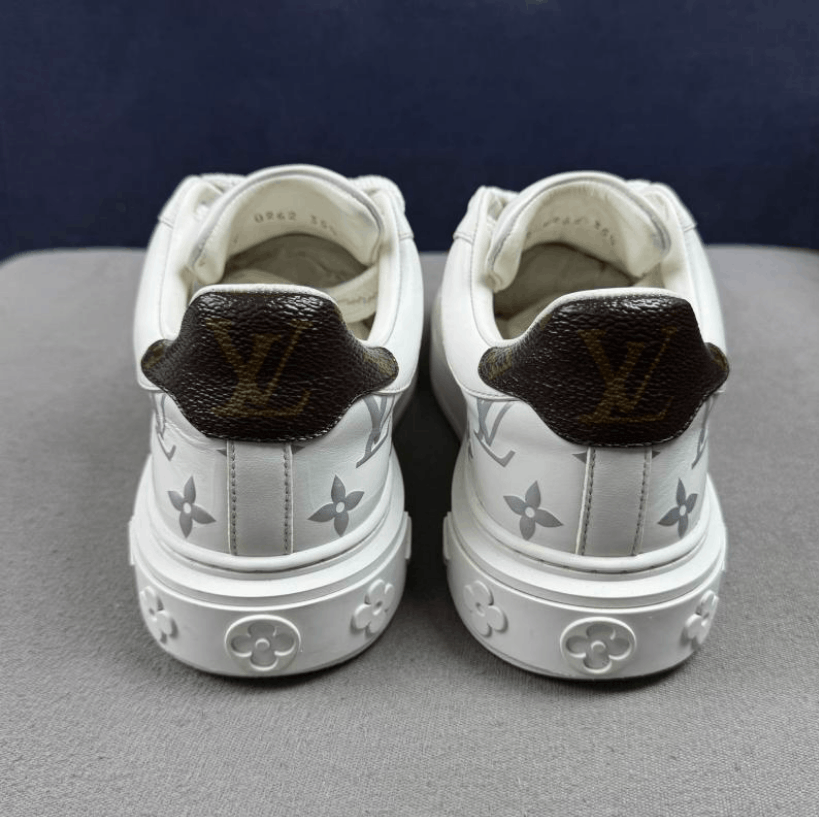 Louis Vuitton Louis Vuitton low-top shoes Size US 5.5 / IT 35.5 - 3 Thumbnail