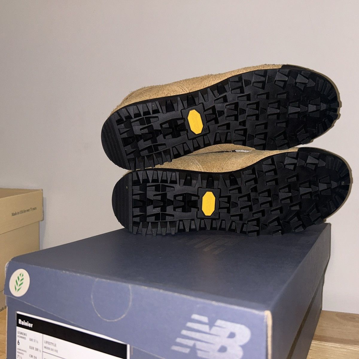 New Balance New Balance Rainer URAINAA Vibram Beige/Blue Hiking Boots Size US 6 / EU 39 - 6 Thumbnail