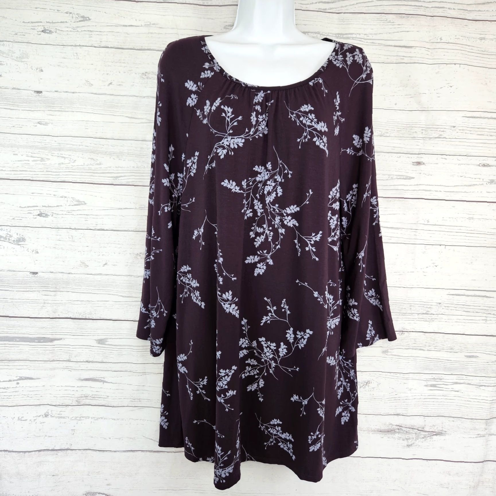 J. Jill J Jill Wearever Collection Tunic Top Womens Blouse L Tall Purple Floral 3/4 Sleeve Scoop Neck Pullover Knit Rayon Spandex Size L / US 10 / IT 46 - 2 Thumbnail