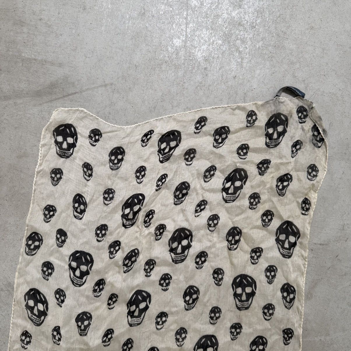 Alexander McQueen Skull Silk Scarf White
