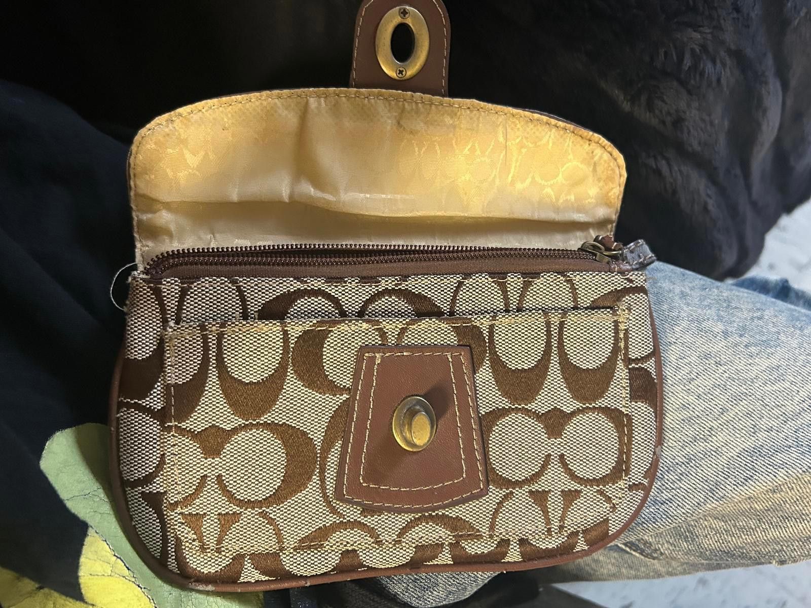 Coach Coach Signature Logo Mini Wristlet in Brown Canvas Size ONE SIZE - 7 Thumbnail