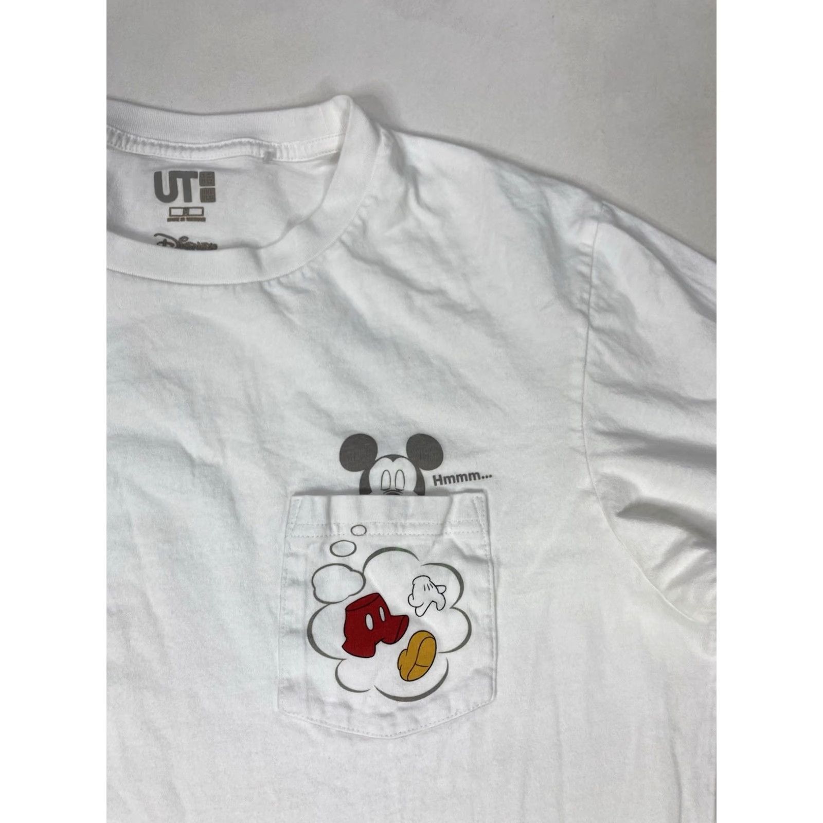 Uniqlo Uniqlo Disney Mickey Mouse Graphic Pocket T-shirt Women Medium Short Sleeve Size M / US 6-8 / IT 42-44 - 2 Thumbnail