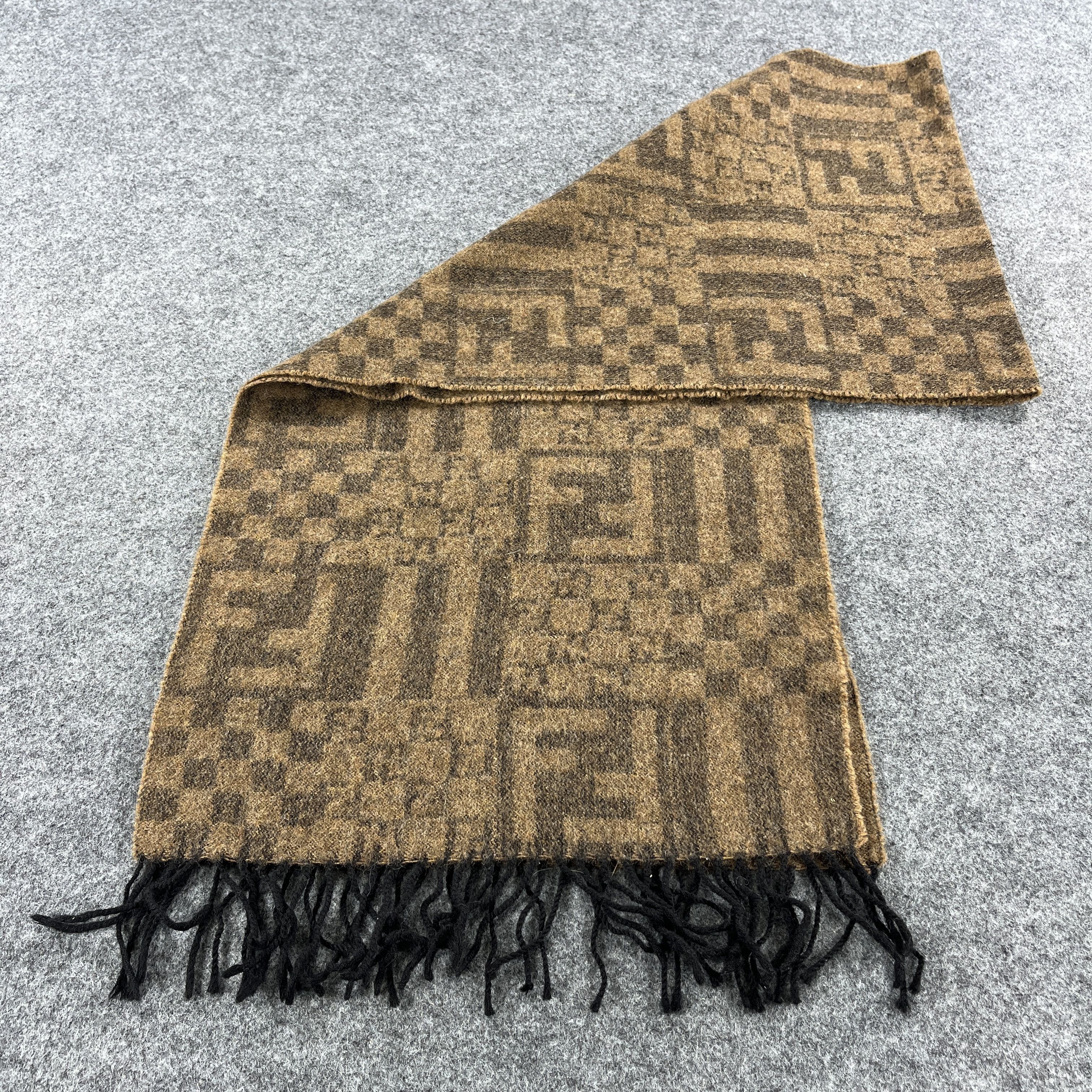 Fendi Fendi Scarf / Muffler / Neckwear K020 Size ONE SIZE - 3 Thumbnail