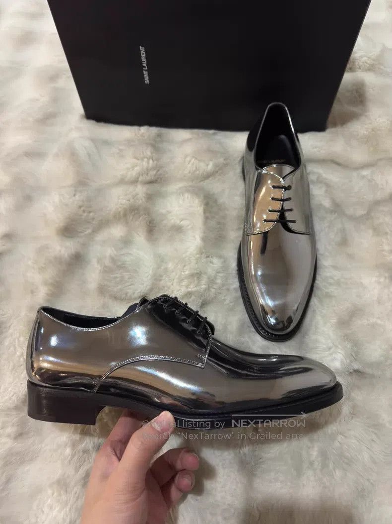 Saint Laurent Paris Saint Laurent Paris Metallic Silver Leather Shoes Size US 8 / EU 41 - 2 Thumbnail