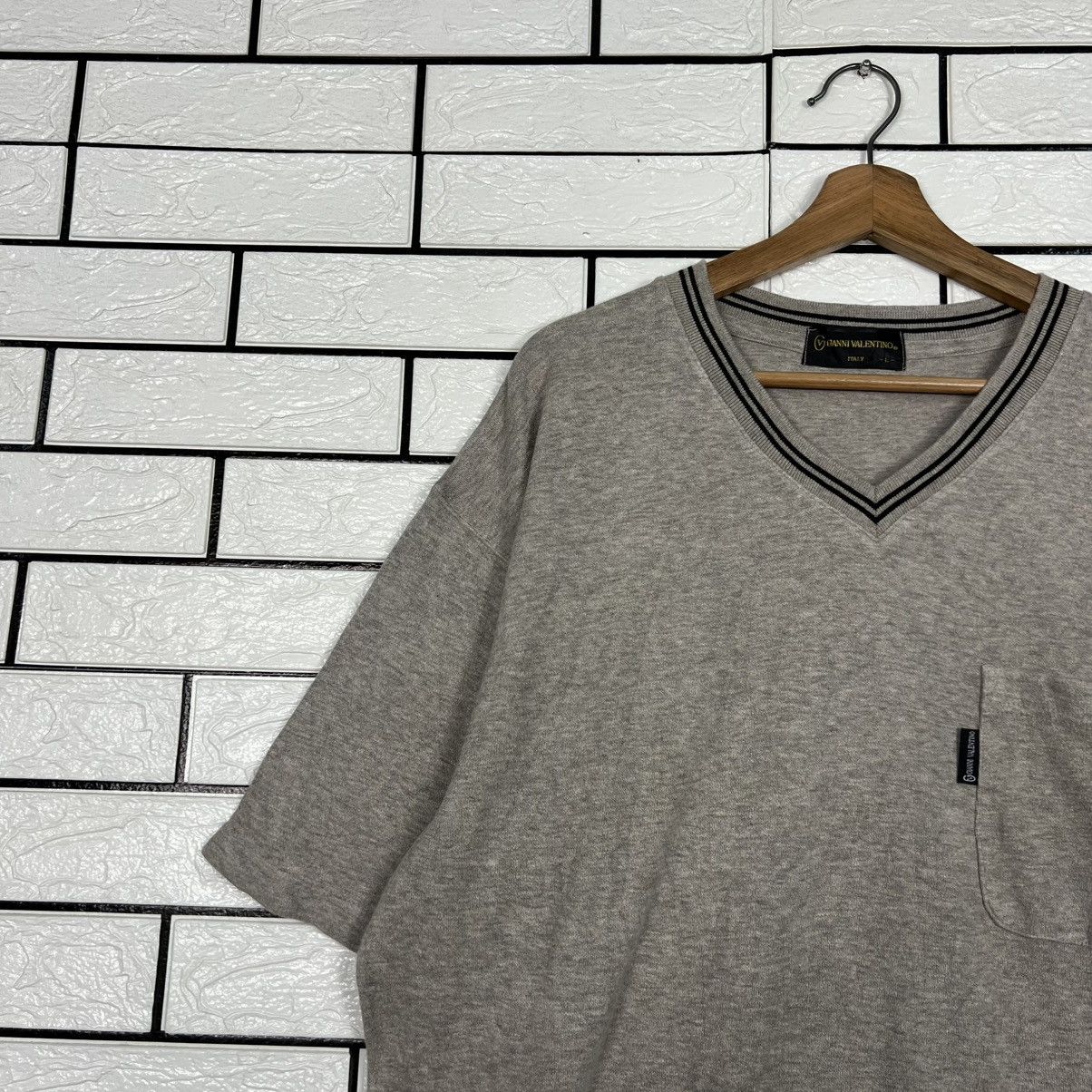 Gianni Valentino Vintage GIANNI VALENTINO Single Pocket V Neck Tee#4193-C190 Size US L / EU 52-54 / 3 - 3 Thumbnail
