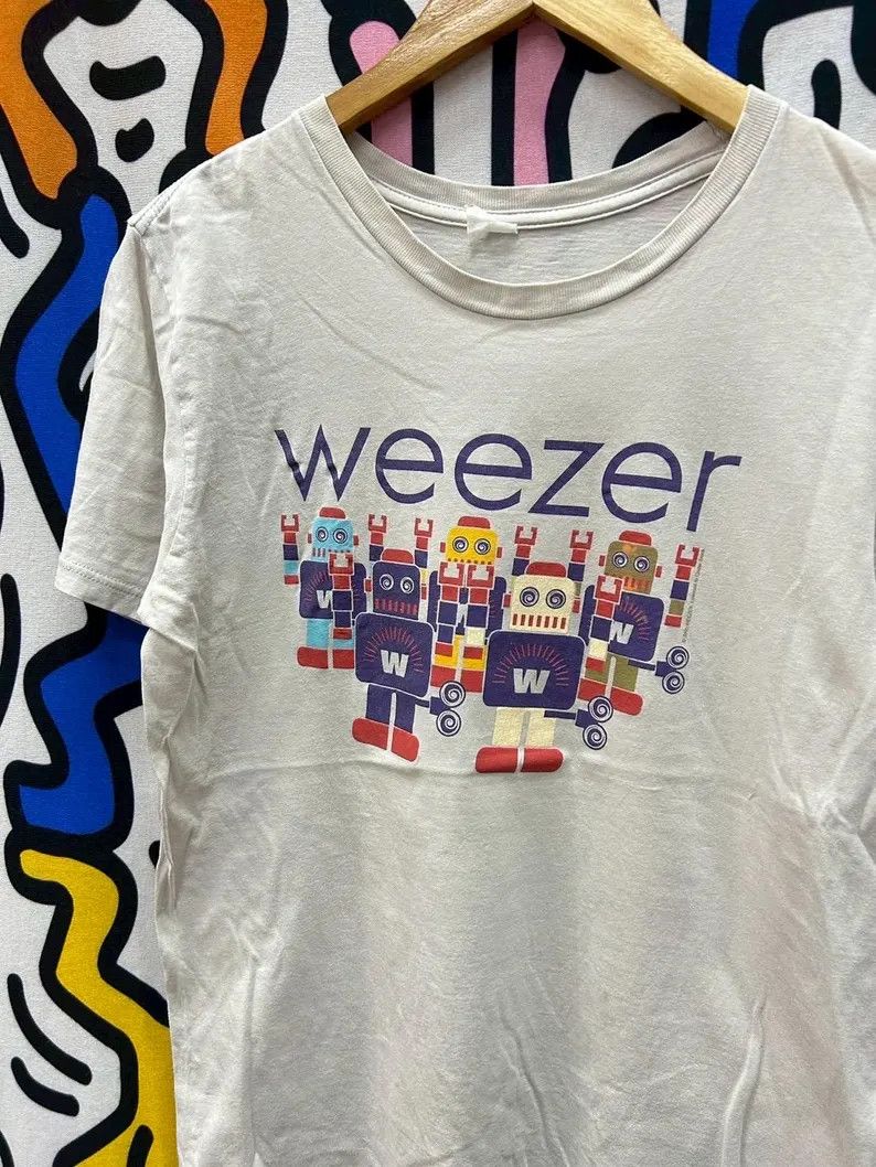 Vintage Vintage 2005 Weezer Band tshirt size S Size US S / EU 44-46 / 1 - 1 Thumbnail