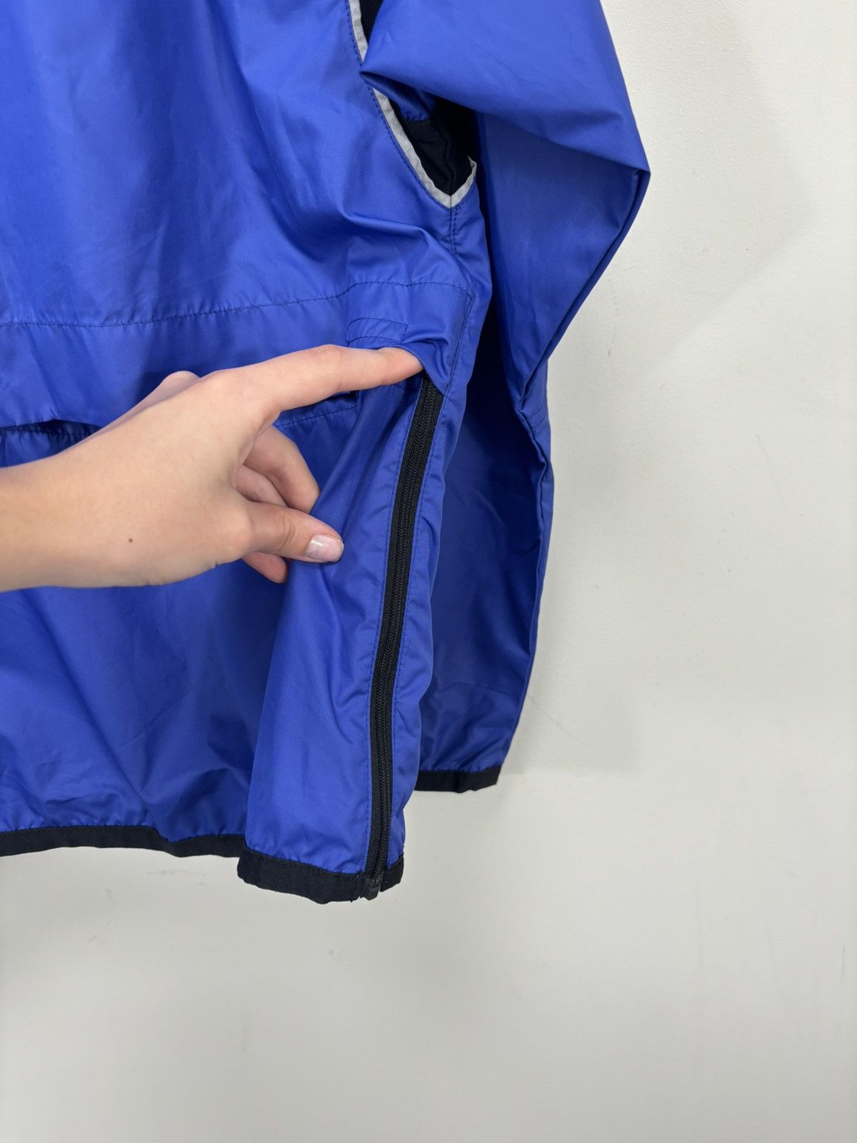 Nike Vintage Nike Y2K Clima-Fit Retro Hype Blue Track Jacket Size US M / EU 48-50 / 2 - 18 Thumbnail