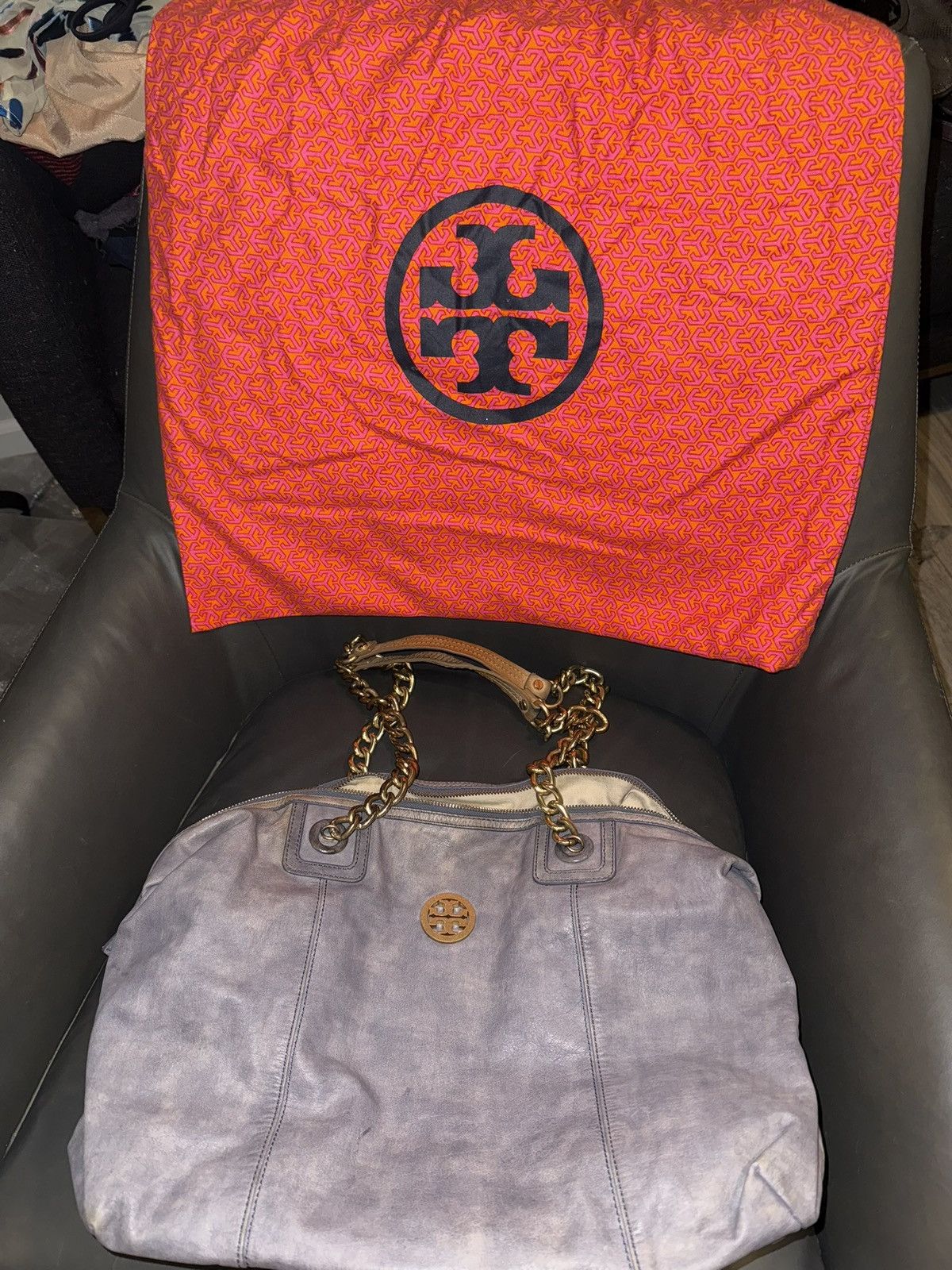 Tory Burch Tory Burch Large, Distressed Leather Lavender Shoulder Bag Size ONE SIZE - 2 Thumbnail
