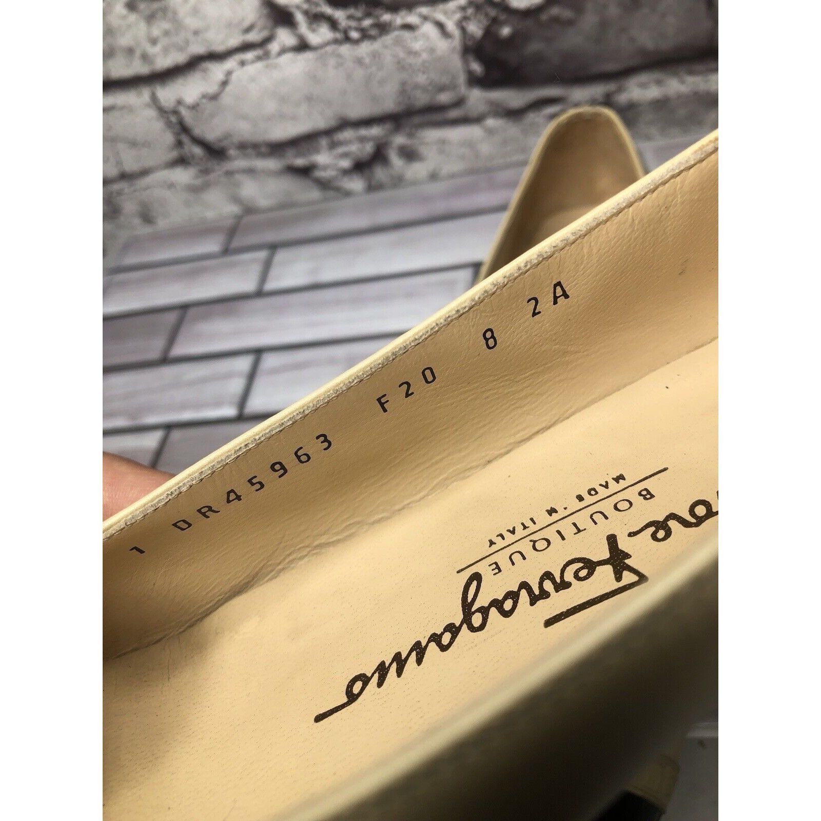 Salvatore Ferragamo Salvatore Ferragamo Marissa Nude Leather Black Cap Toe Pumps Size US 8.5 / IT 38.5 - 8 Thumbnail