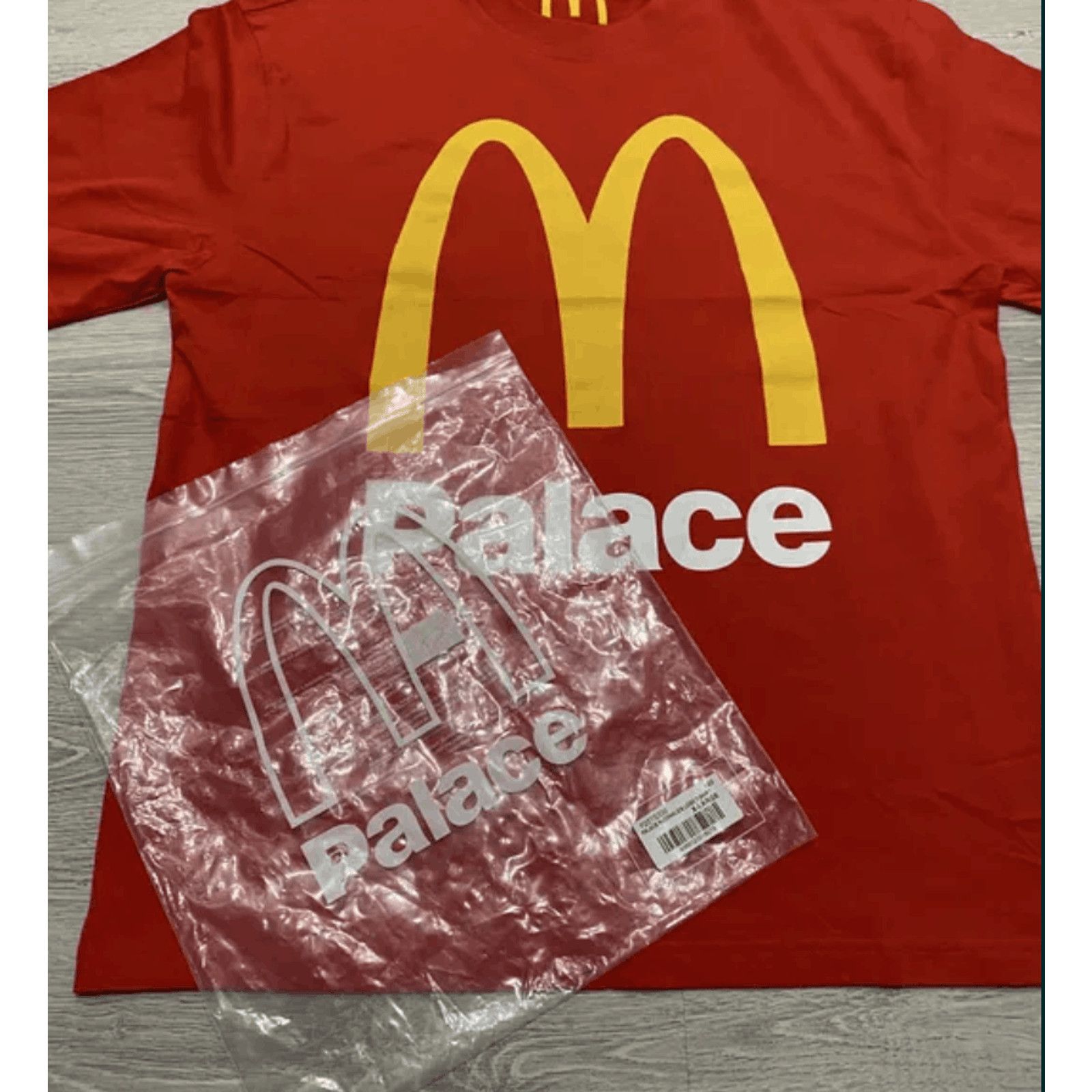 Palace NWT Palace McDonald’s Big logo Skate T-shirt Size US XL / EU 56 / 4 - 5 Thumbnail