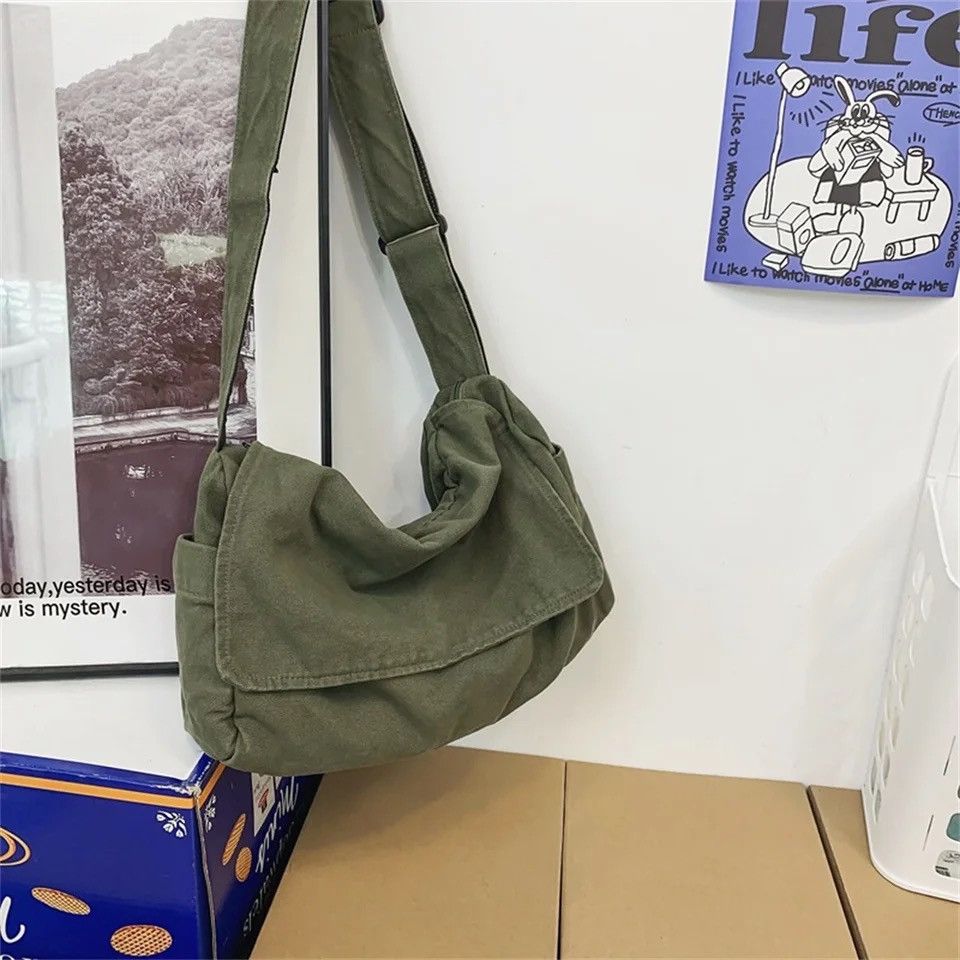 Japanese Brand Multi pocket Vintage messenger bag Size ONE SIZE - 3 Thumbnail