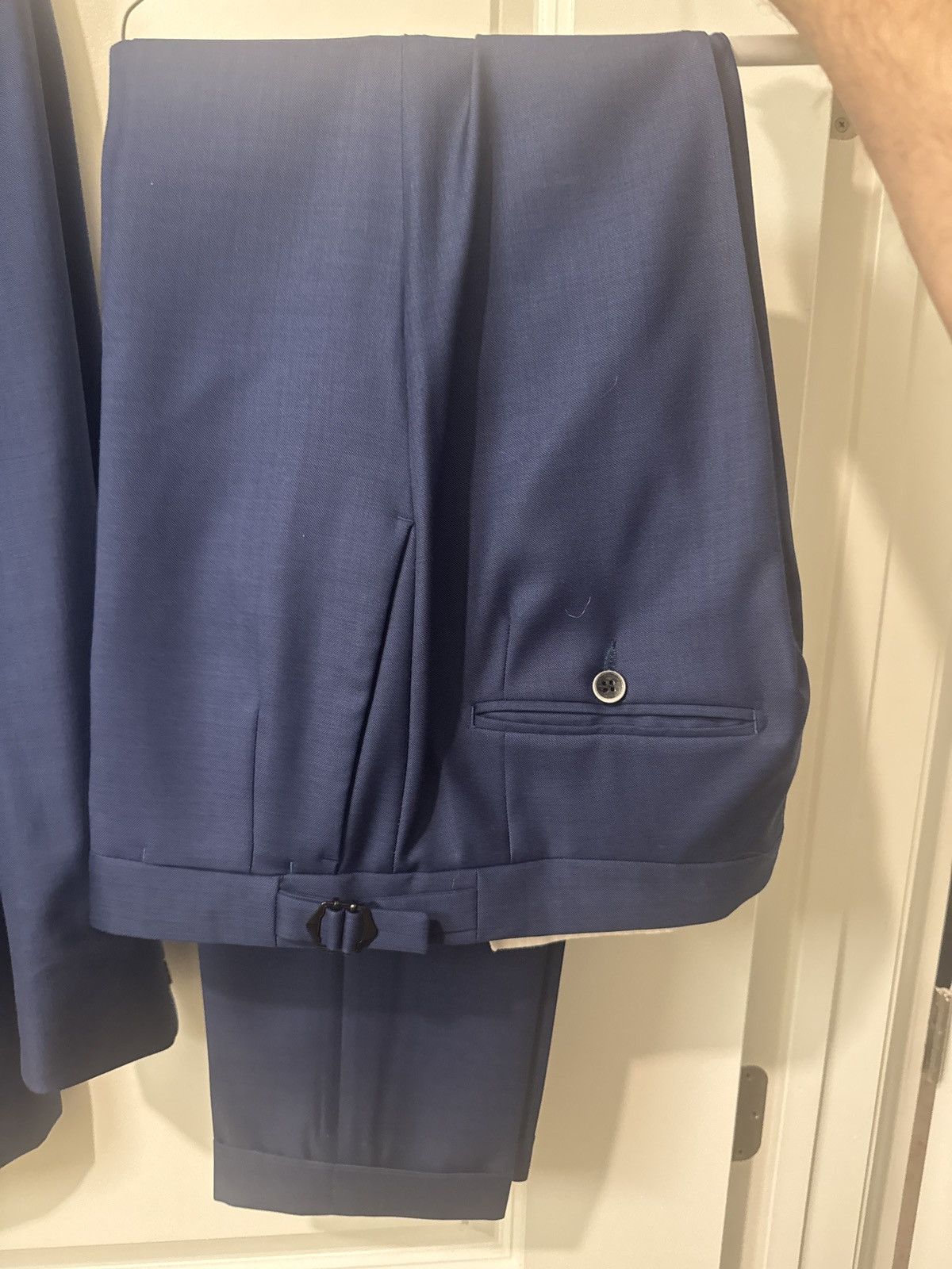Reiss Reiss three piece suit MTM. Jacket 36r pants 30w Size 36R - 3 Thumbnail