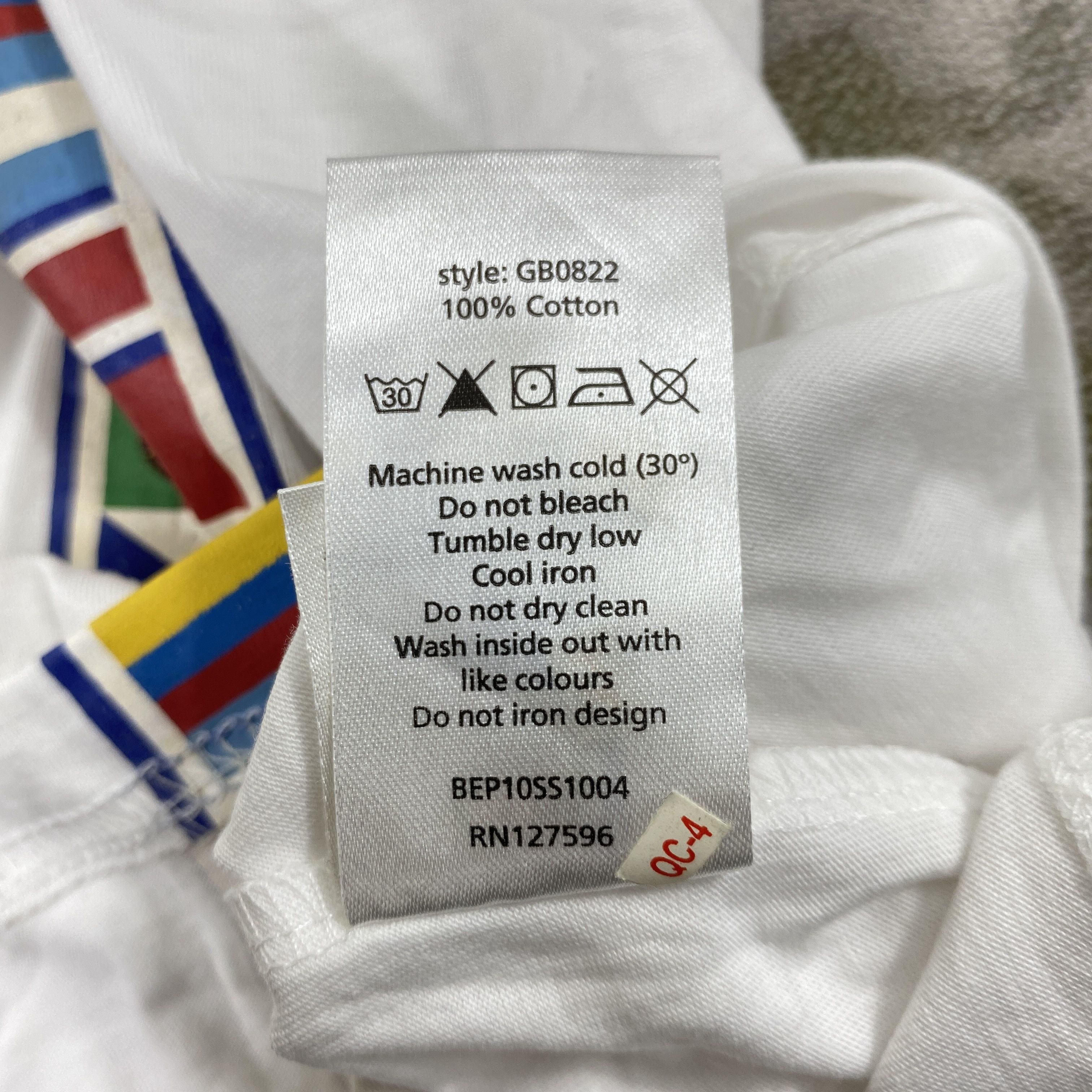 Japanese Brand Vintage South Africa Fifa World Cup 2010 T-Shirt -B013 Size US XXL / EU 58 / 5 - 5 Thumbnail