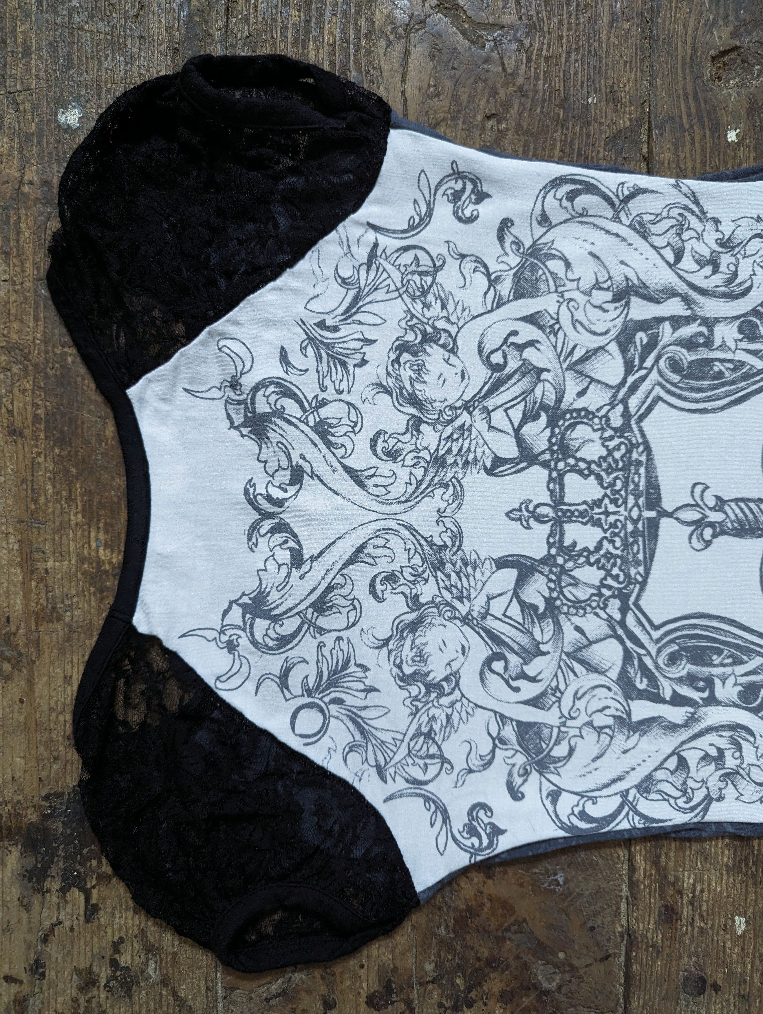 Faith Connexion 00s Faith Connecxion "Angels Of Love" Graphic Top Size S / US 4 / IT 40 - 3 Thumbnail