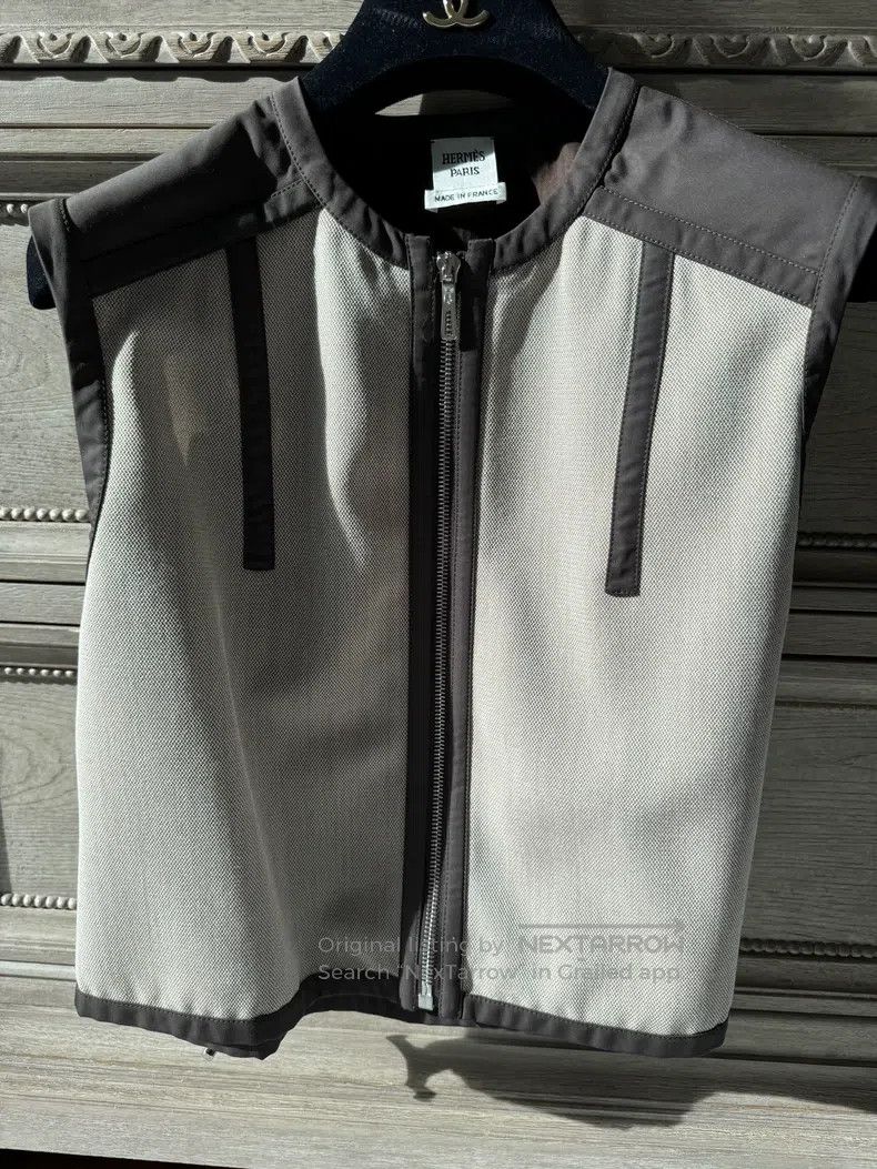 Hermes Vest