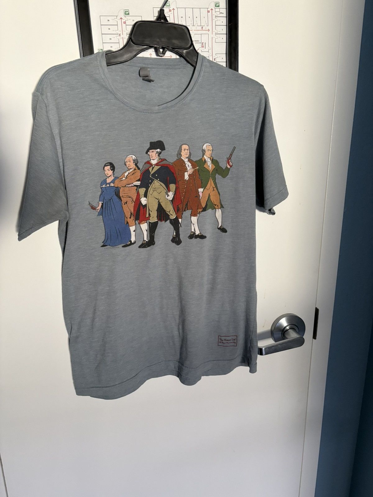 Other Next Level Apparel Revolutionary Superheroes Graphic Tee Med Size US M / EU 48-50 / 2 - 1 Thumbnail