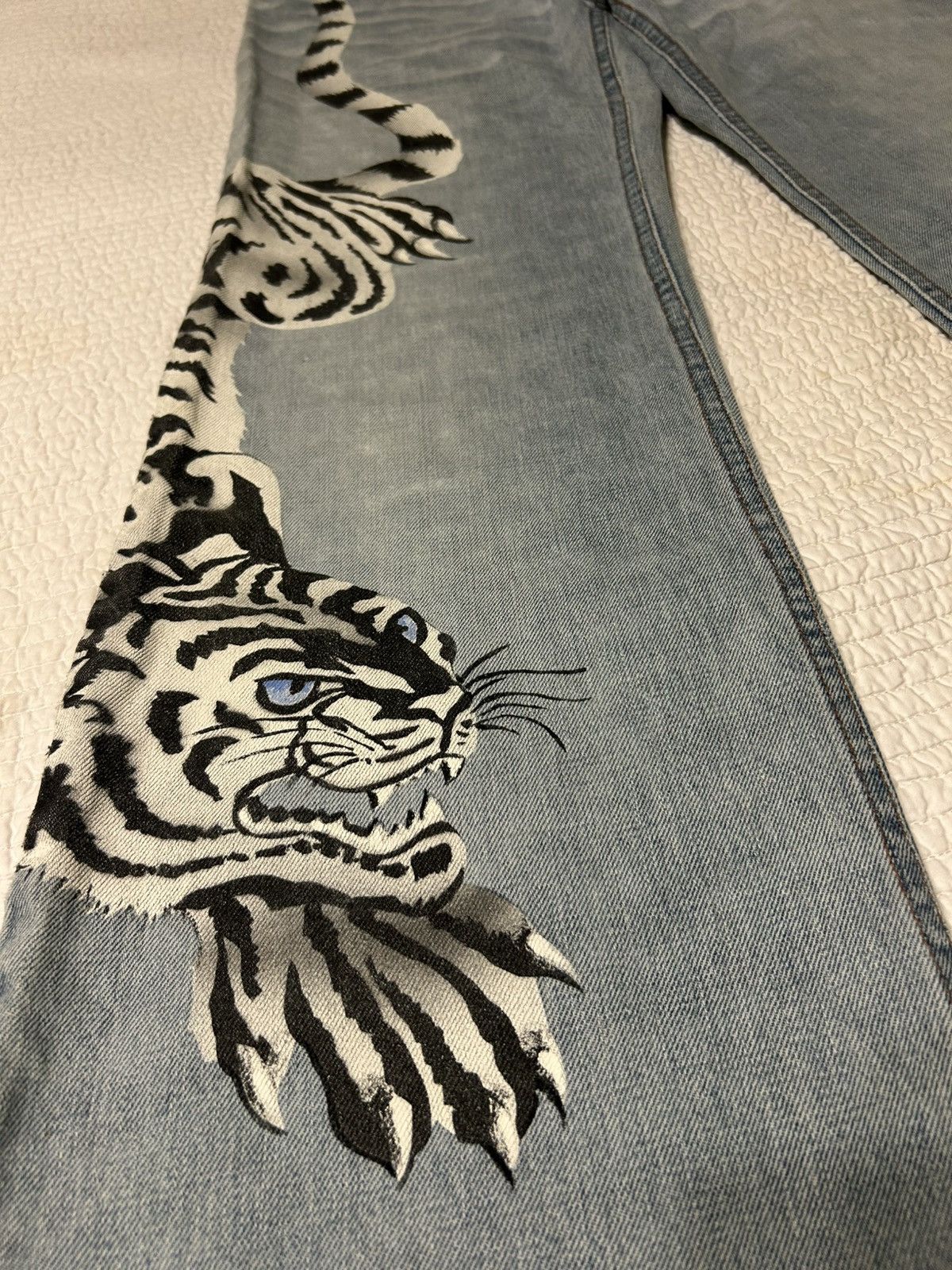 Roberto Cavalli ONE OF A KIND 2004 Runway Archive Hand Painted White Tiger Size US 29 - 5 Thumbnail