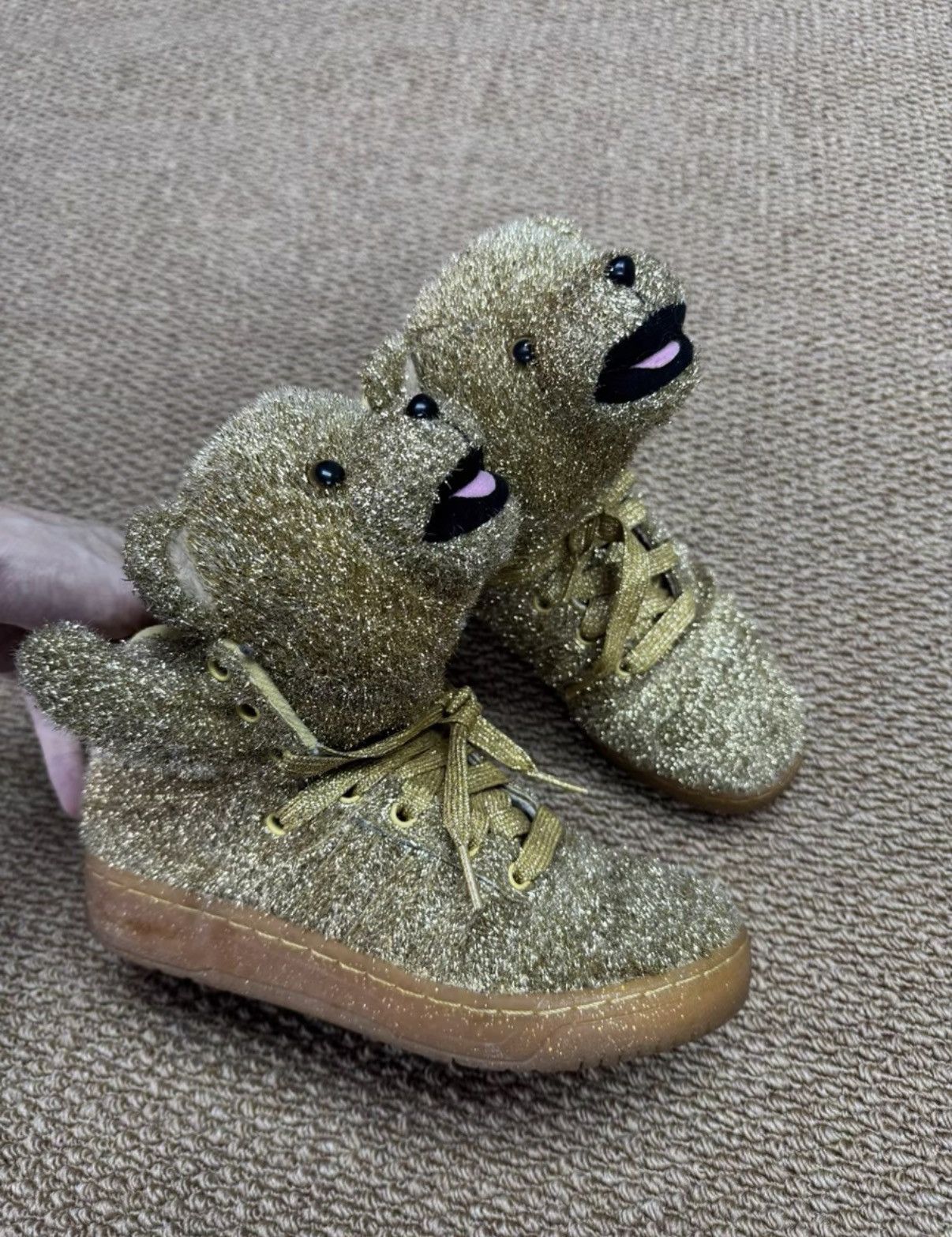 Adidas Adidas Jeremy Scott Wings Gold Bear G96188 K37 Size US 6 / IT 36 - 1 Thumbnail