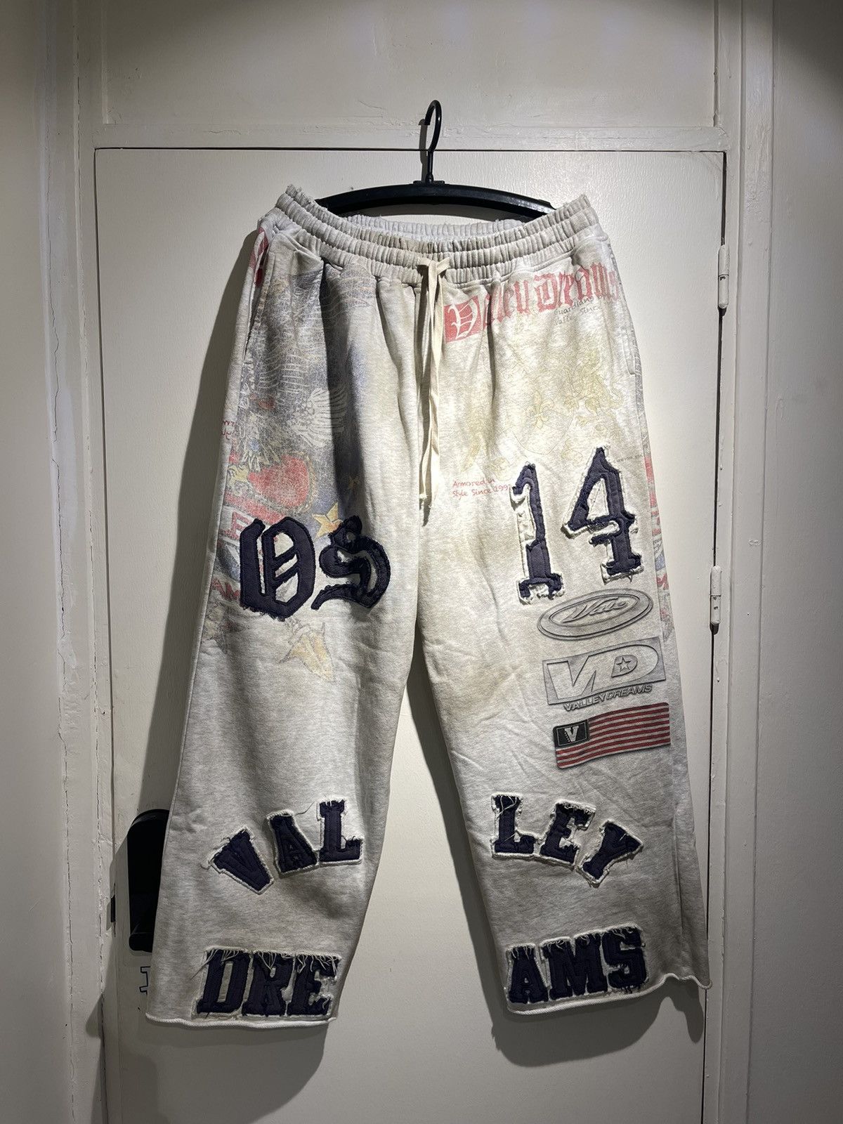 Vale Vale Forever Crash Sweatpants - Dirty Grey size S Size US 30 / EU 46 - 1 Thumbnail