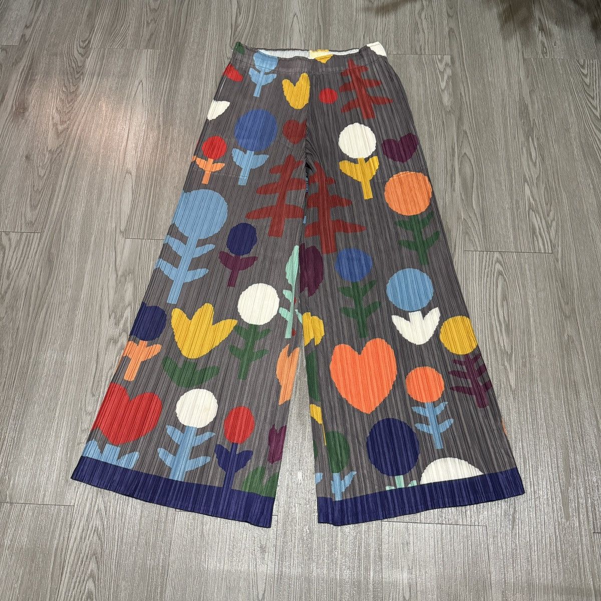 Issey Miyake × Pleats Please Issey Miyake Issey Miyake Pleats Please Grey Colorful Long Pants Size 30" / US 8 / IT 44 - 1 Thumbnail