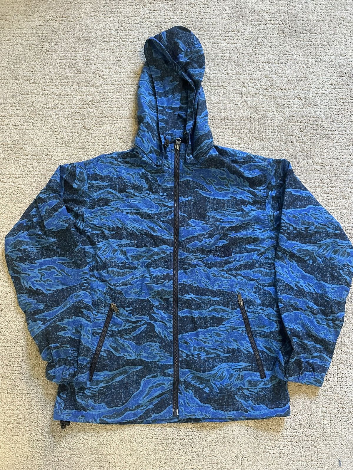 The North Face Vintage TNF Tiger Stripe Hoodie Jacket Size US S / EU 44-46 / 1 - 1 Thumbnail