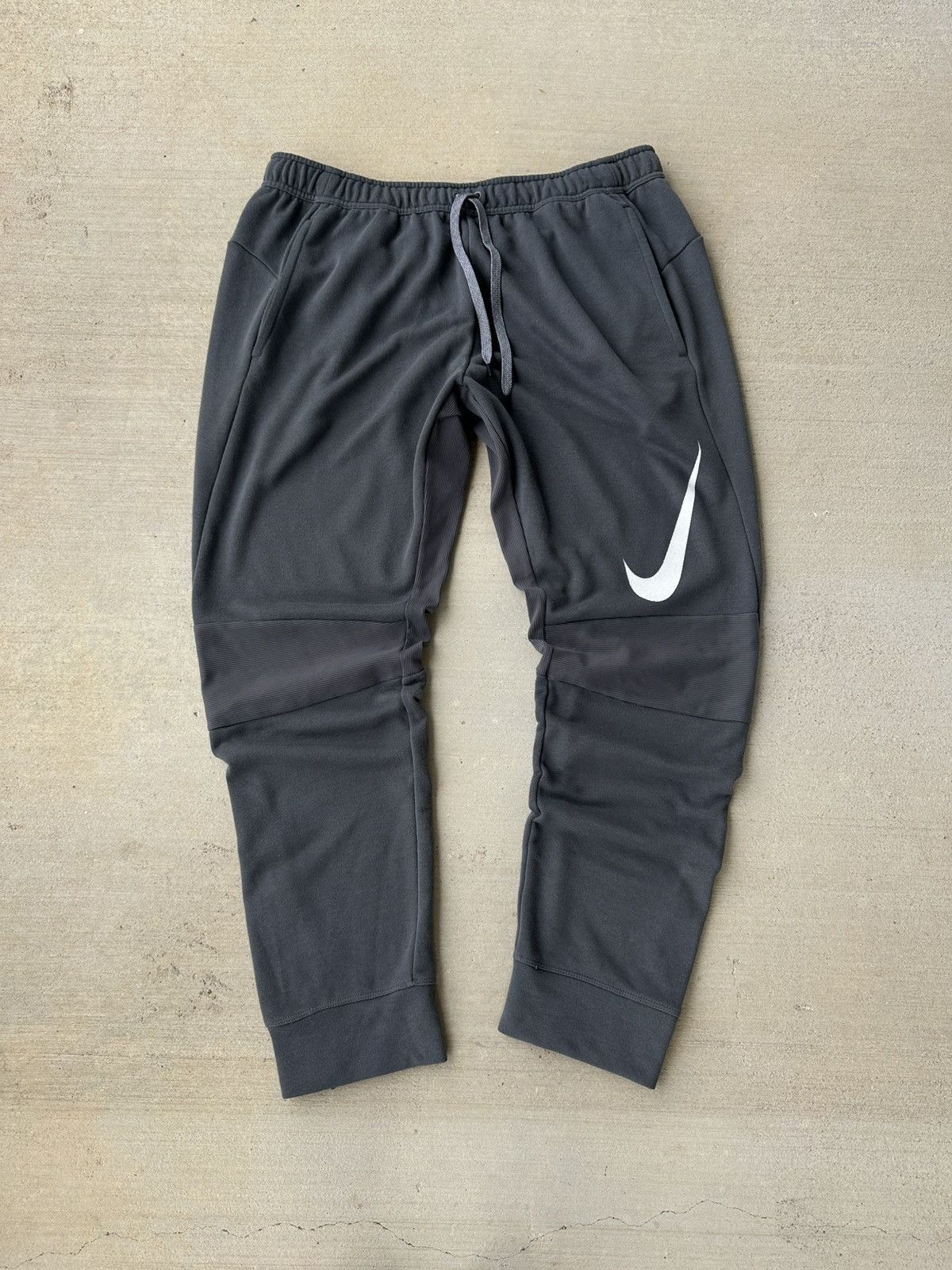 Other Nike Sweatpants Size US 37 - 2 Thumbnail