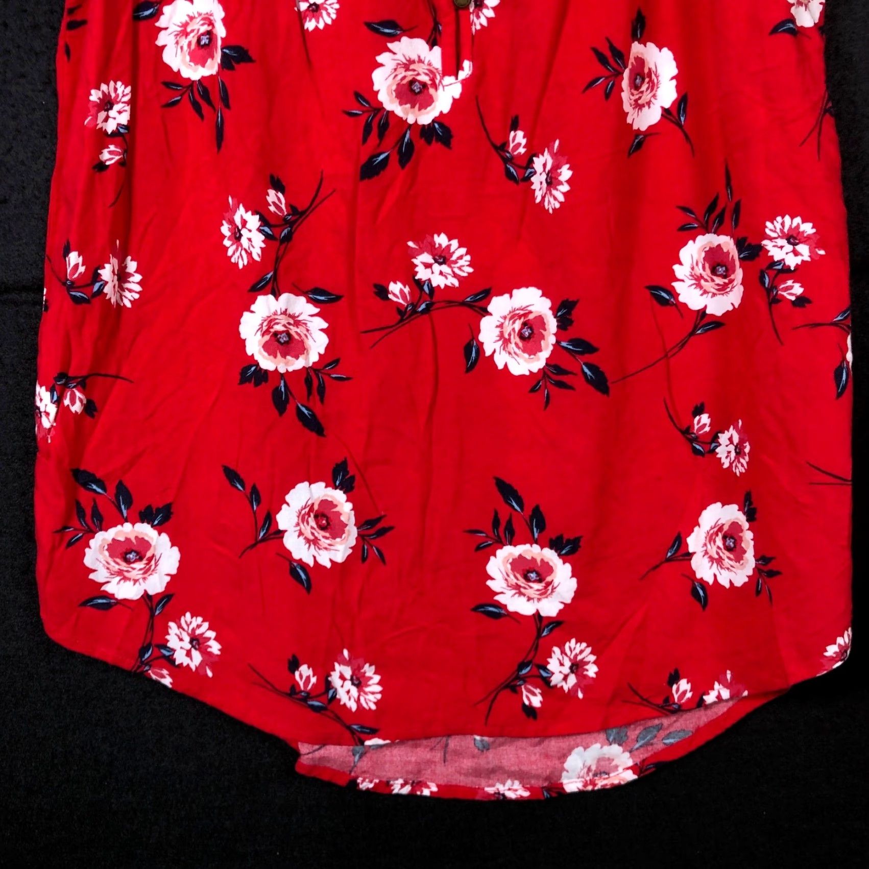 Vintage Sonoma Womens Blouse Red Floral Tank Top V Neck Sleeveless Rayon Medium Size M / US 6-8 / IT 42-44 - 3 Thumbnail