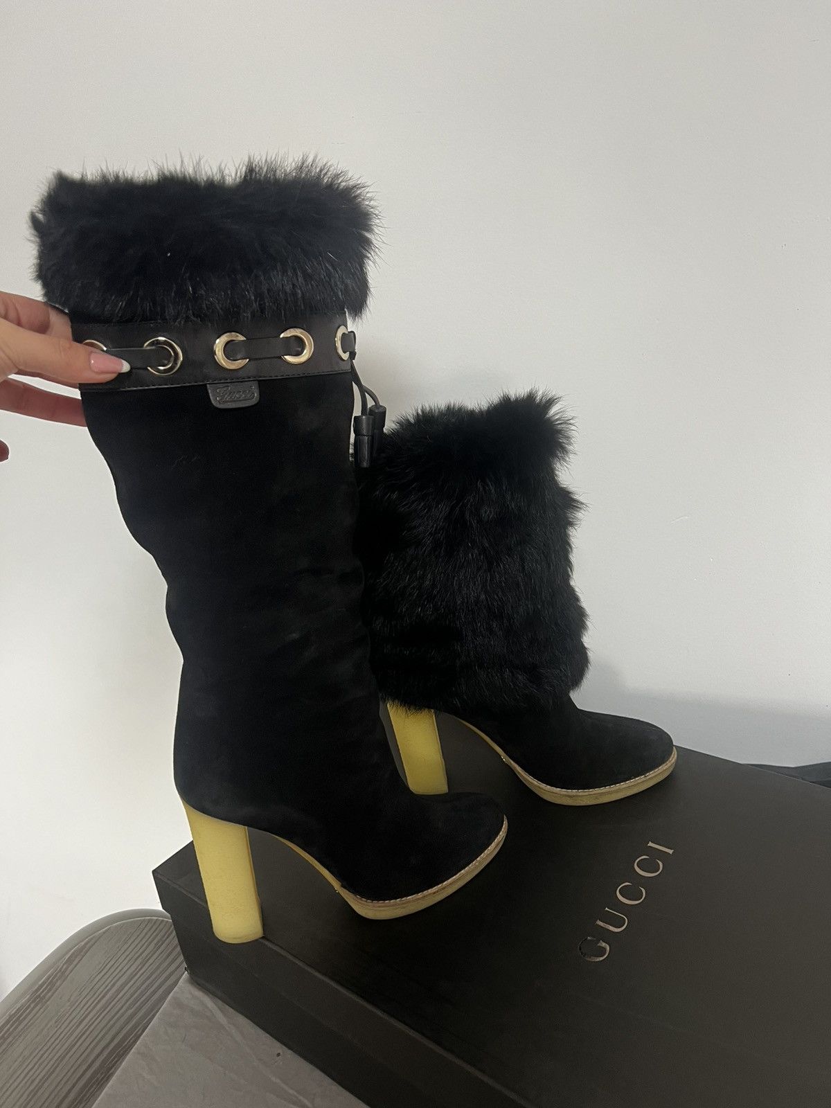Gucci Gucci black leather boots 36 fur Size US 6 / IT 36 - 6 Thumbnail