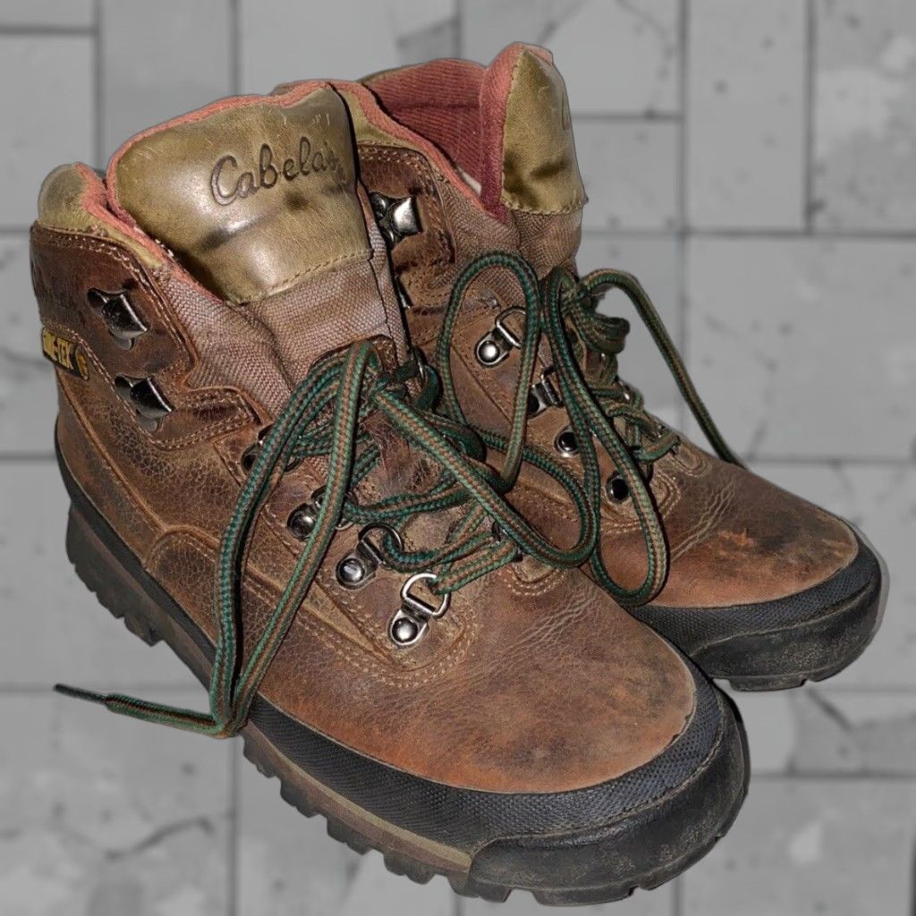 Vintage Cabela’s Womens Brown Leather Gore-Tex Ankle Boots Size 7.5B Boots Womens Brown Leather Gore-Tex Hiking Ankle Boots 7.5B Womens Size US 7.5 / IT 37.5 - 1 Thumbnail