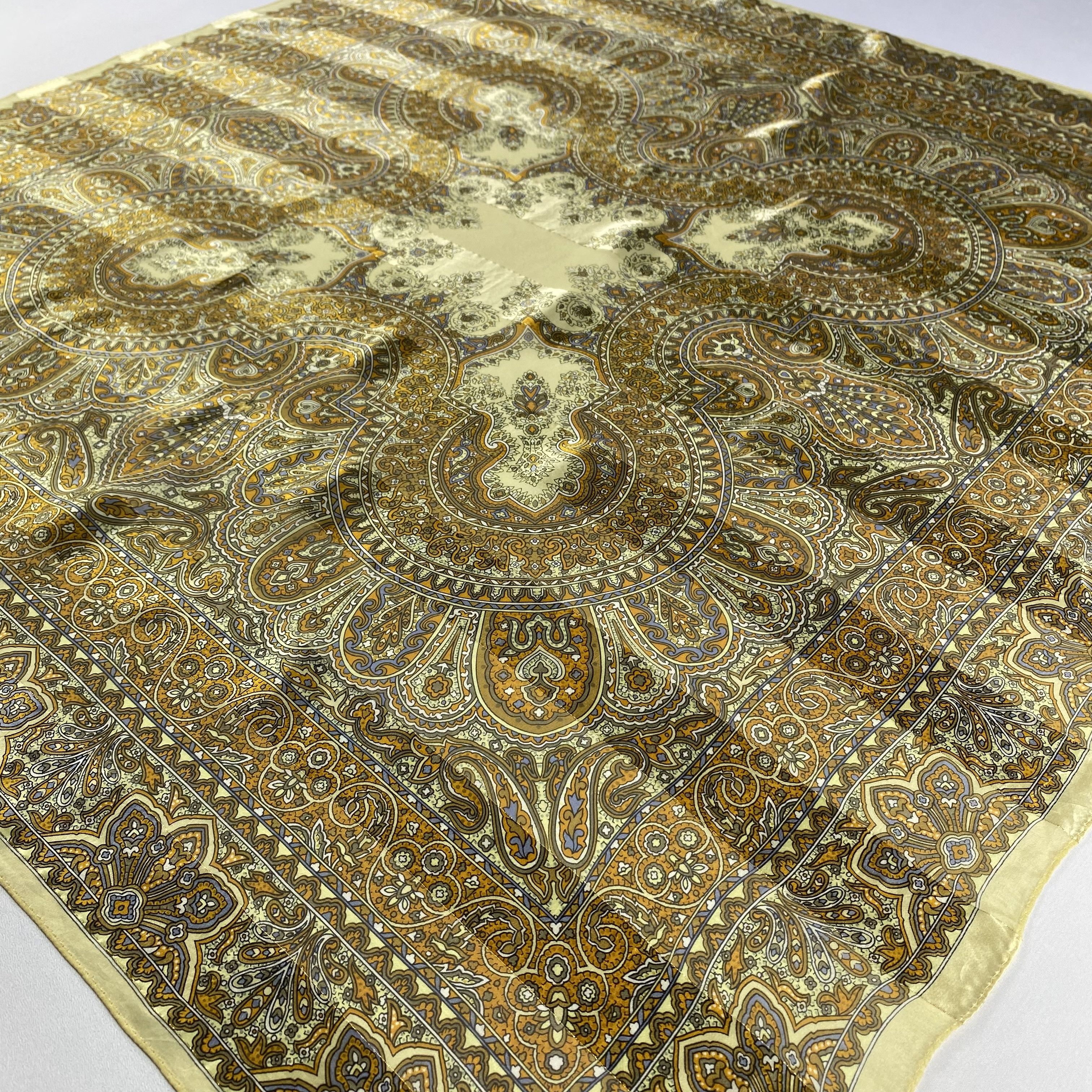 Japanese Brand × Vintage Vintage Italian Silk Scarf Hand Rolled Paisley SS076 Size ONE SIZE - 8 Thumbnail