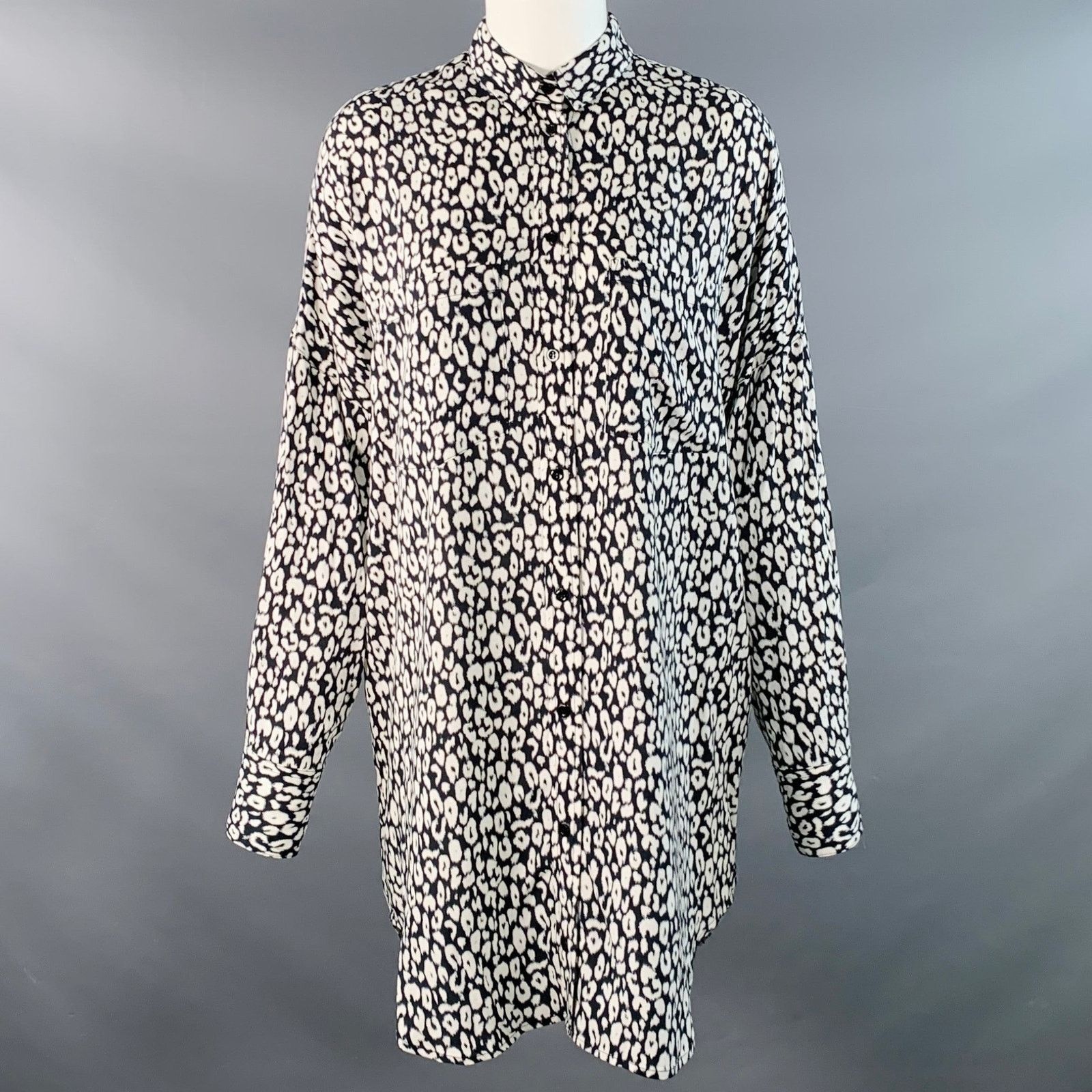 IRO Size 4 Black White Rayon Animal Print Two Pockets Shirt
