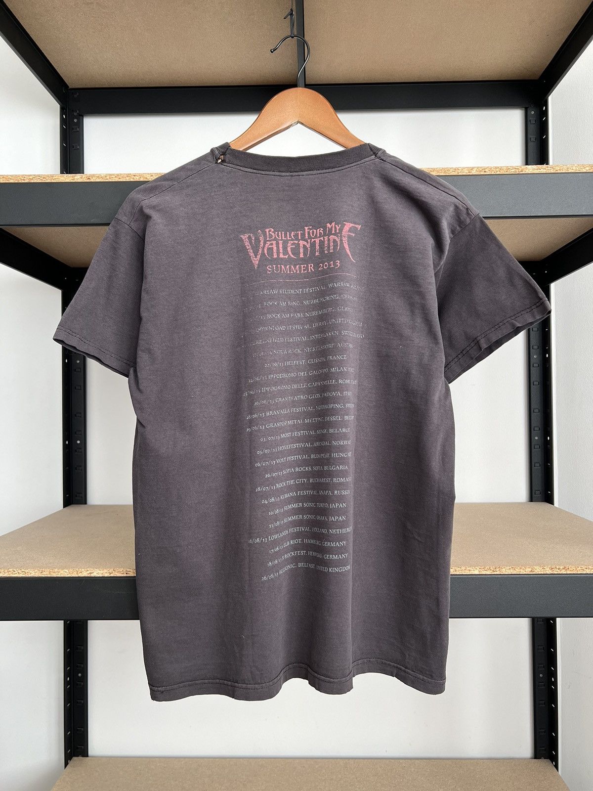 Band Tees Vintage 2013 Bullet for my Valentine Sun Faded Y2k T-shirt Size US M / EU 48-50 / 2 - 2 Thumbnail