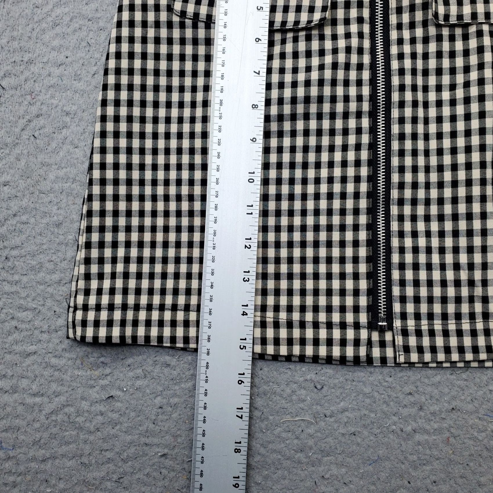 Urban Outfitters Urban Outfitters Skirt Women S Gingham Front Zip Pockets Mini Short Multicolor Pattern Casual, Party/Cocktail Size 28" / US 6 / IT 42 - 3 Thumbnail