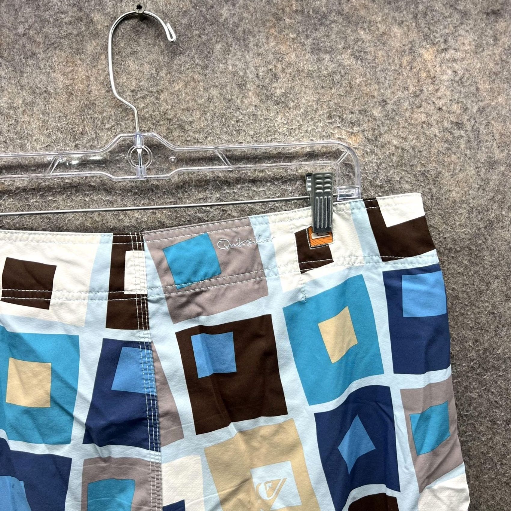 Quiksilver Quiksilver Mens Swim Trunks 38 Multicolor Geometric Board Shorts Surf Cargo Drawstring Pockets Mens 38 Multicolor Geometric Surfing Size US 38 / EU 54 - 4 Thumbnail