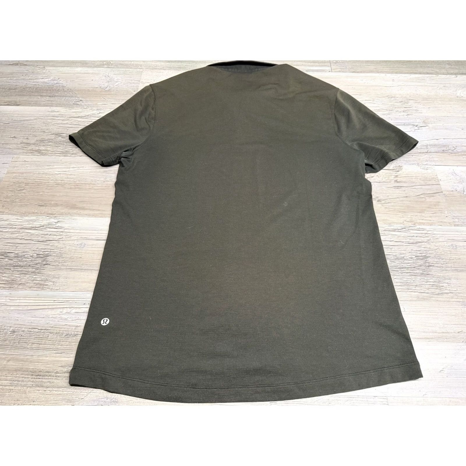 Lululemon Lululemon Polo Shirt Black Short Sleeve N/A Size L Men Activewear Golf Tennis Casual Running Moisture Wicking Breathable Logo Knit Modern Preppy 90s? Size US L / EU 52-54 / 3 - 2 Thumbnail