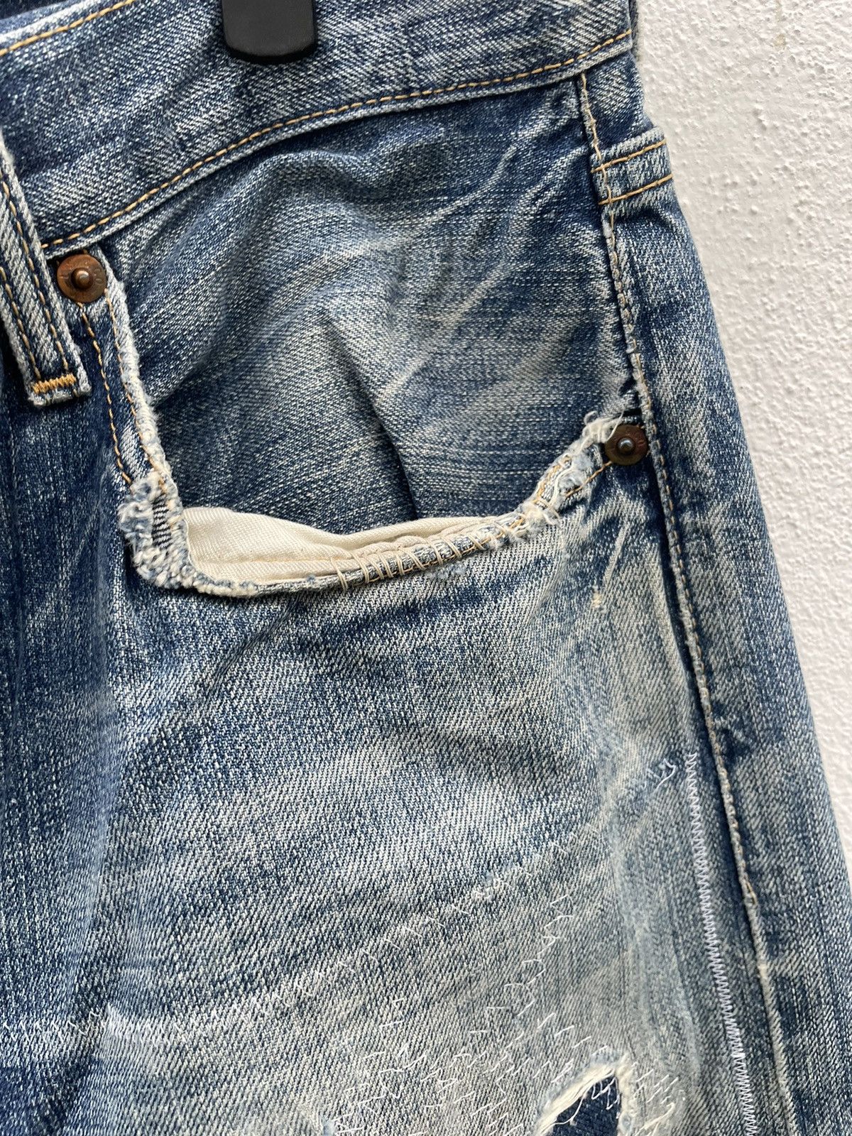 Levi's × Levi's Vintage Clothing Vintage Levi’s 501 Distressed Grunge Denim Jeans Size US 34 / EU 50 - 10 Thumbnail