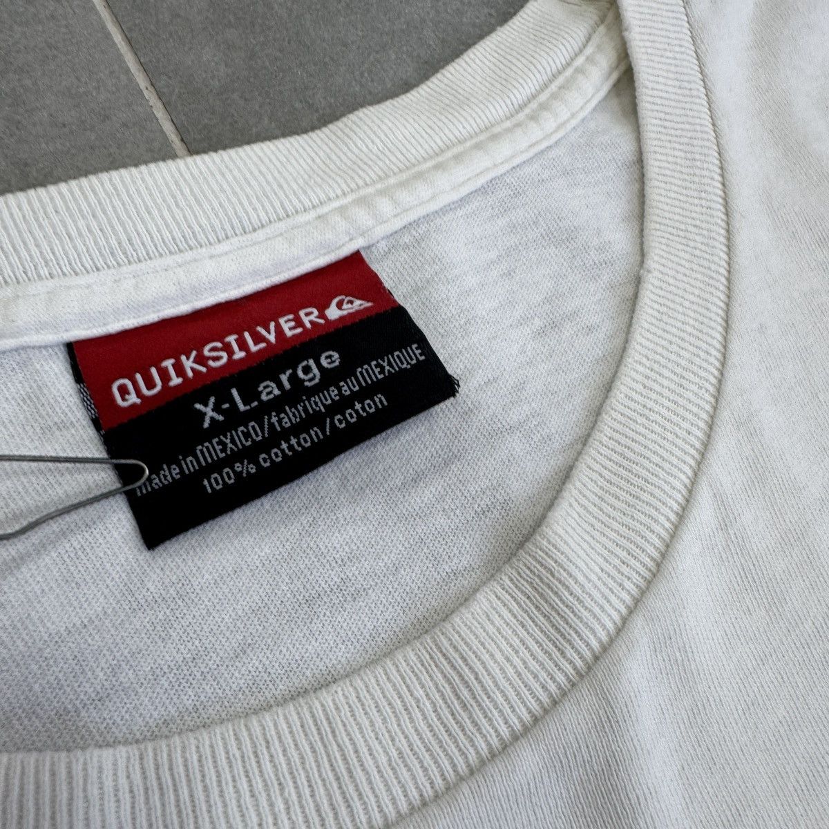 Quiksilver Vintage Quiksilver Center Logo Surf Style Y2K Men T-Shirt Size US XL / EU 56 / 4 - 9 Thumbnail