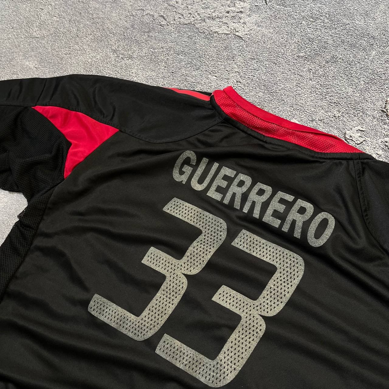 Adidas × Vintage Vintage 2004-05 Bayern Munich Third Shirt Guerrero #33 Size US S / EU 44-46 / 1 - 2 Thumbnail