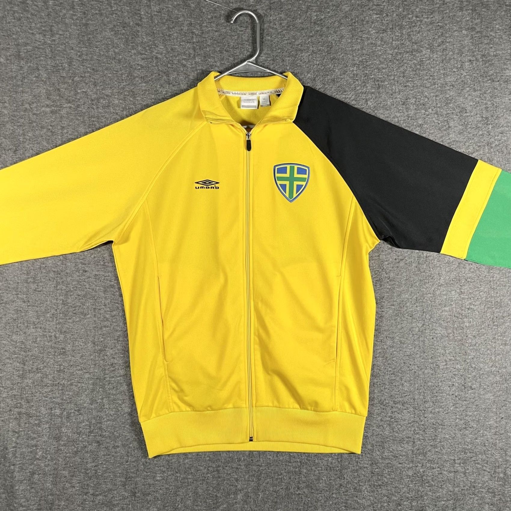 Umbro Umbro Track Jacket Mens M Colorblock Yellow Black Green Full Zip Pockets Collared Lightweight Soccer Activewear Casual Size US M / EU 48-50 / 2 - 4 Thumbnail