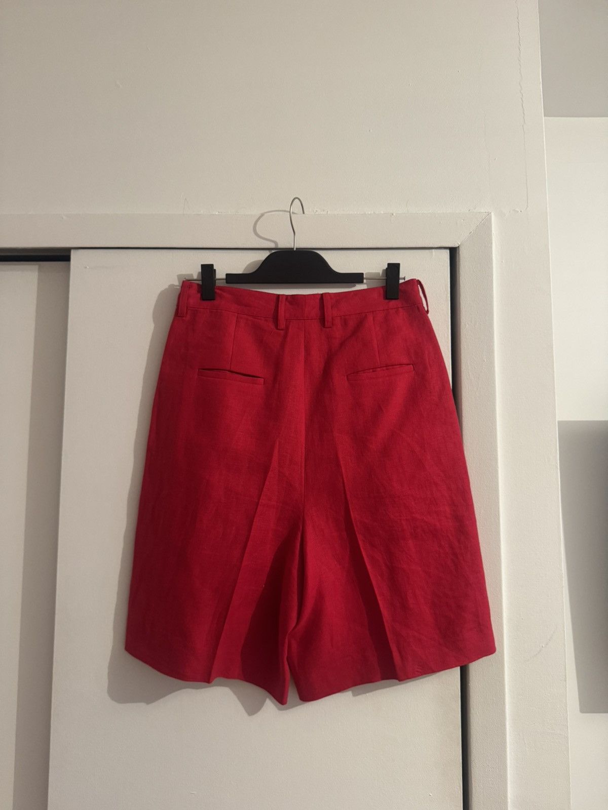 Frankie Shop Pleated Linen Red Bermuda Shorts Size US 28 / EU 44 - 2 Thumbnail