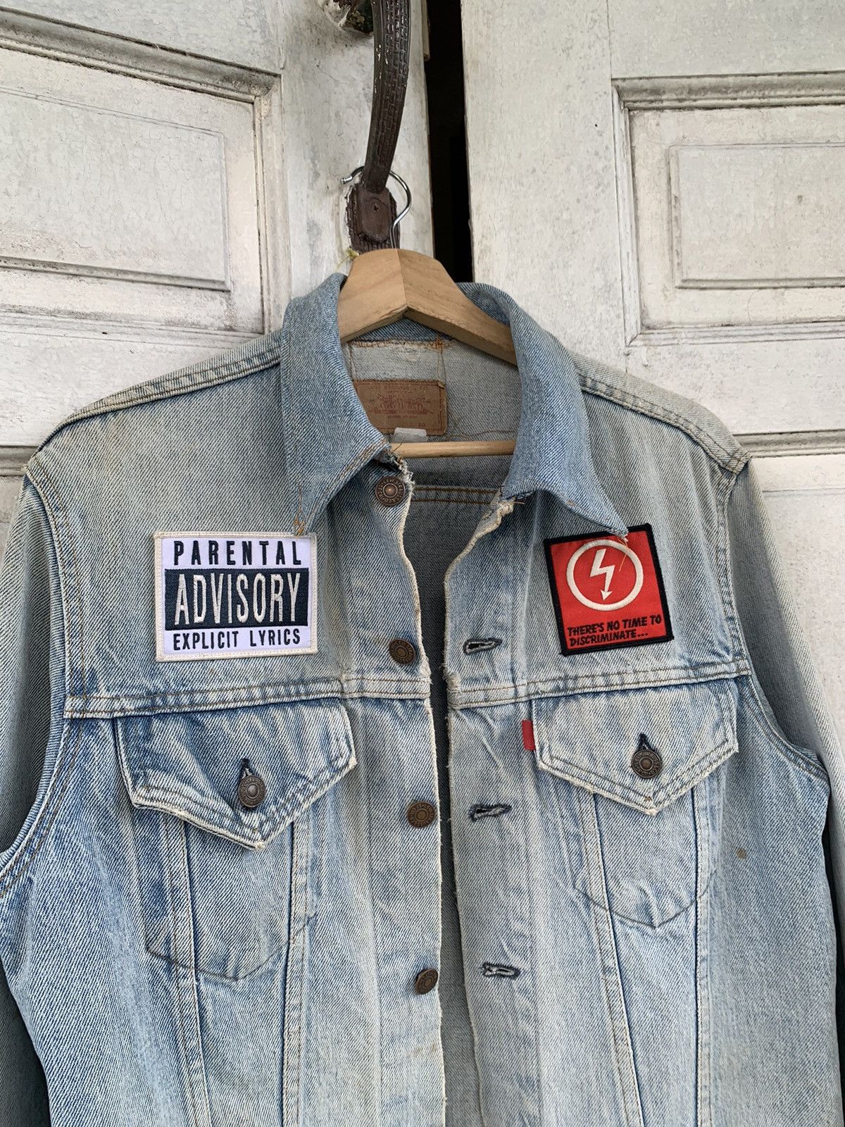 Levi's VINTAGE LEVIS JACKET MARILYNMANSON PATCHES DEAD TO THE WORLD Size US M / EU 48-50 / 2 - 2 Thumbnail