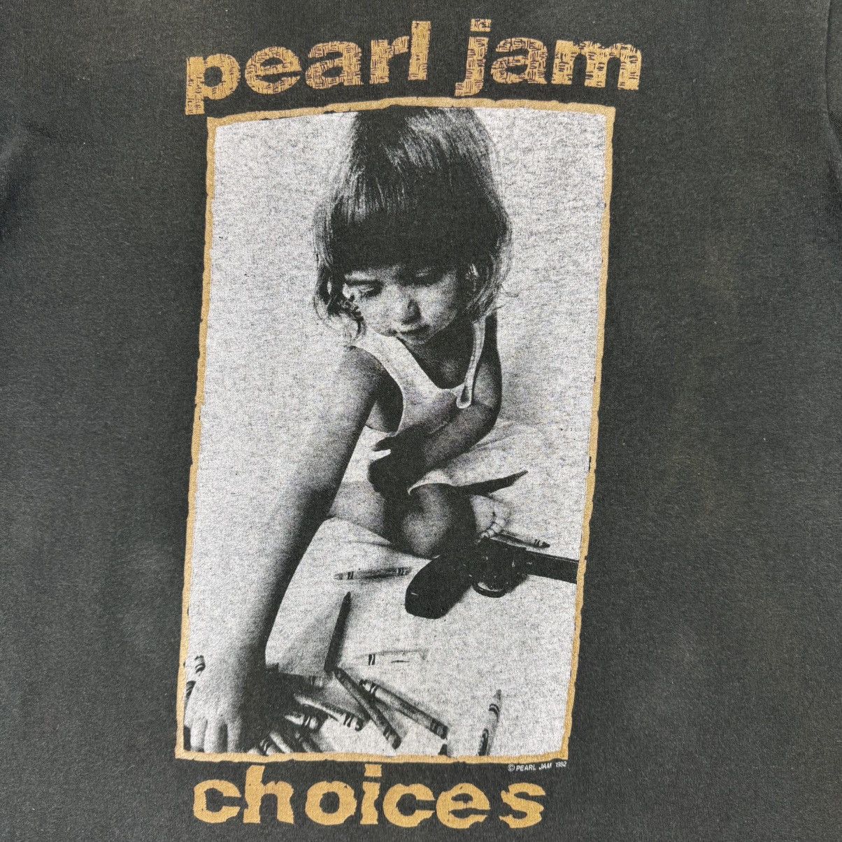 Band Tees Vintage 1992 Pearl Jam "Choices crayons over guns" T-shirt Size US L / EU 52-54 / 3 - 6 Thumbnail